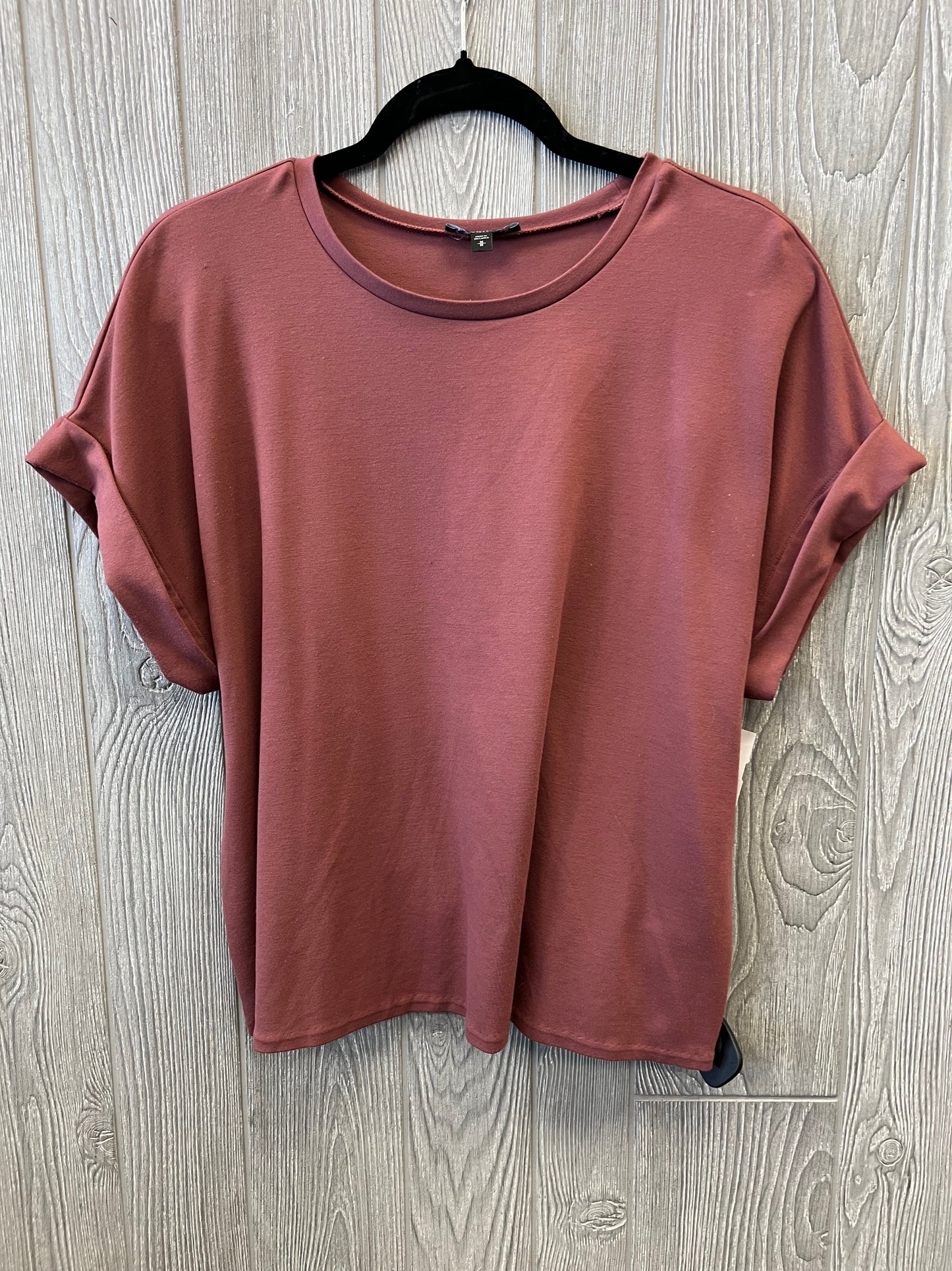 Top Short Sleeve By Express In Red, Size: M