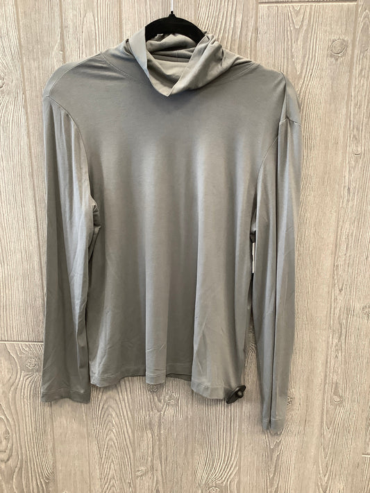 Top Long Sleeve Basic By Chicos In Grey, Size: M