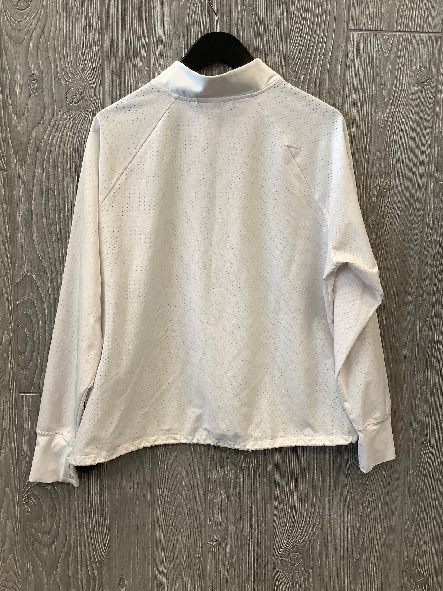 Athletic Top Long Sleeve Collar By Clothes Mentor In White, Size: 1x