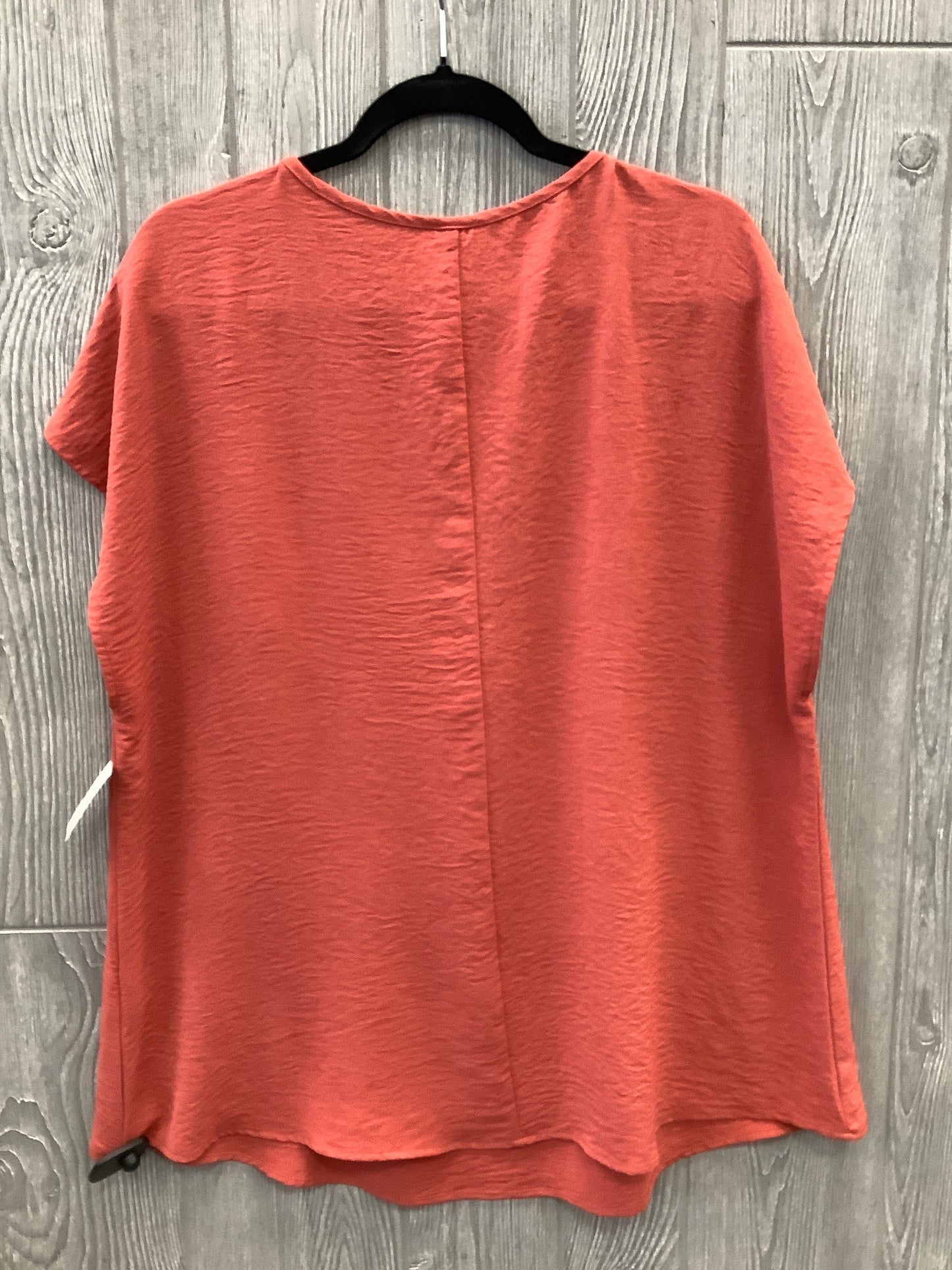 Top Short Sleeve By Clothes Mentor In Orange, Size: 1x