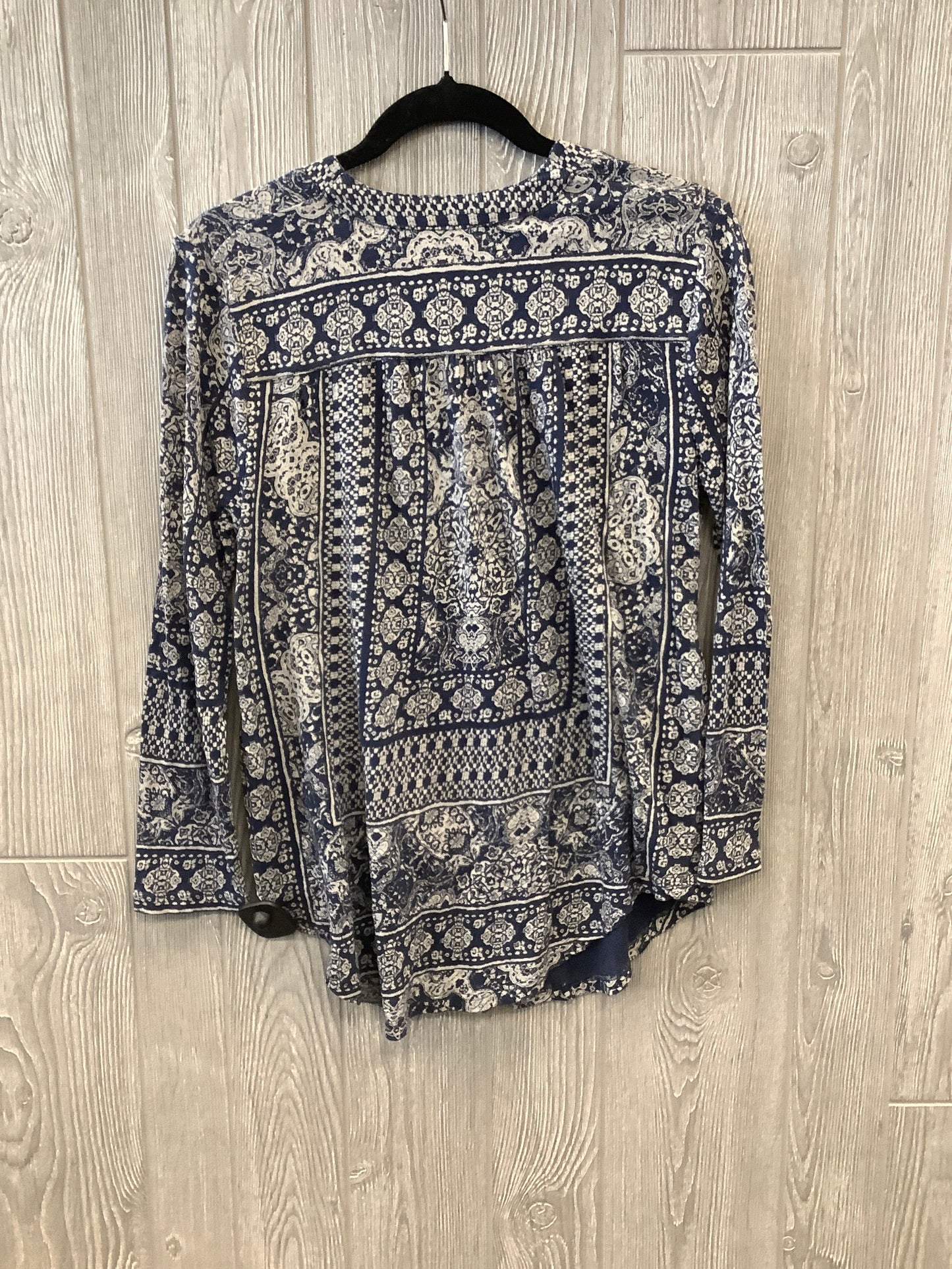 Top Long Sleeve By Lucky Brand In Blue & Grey, Size: M