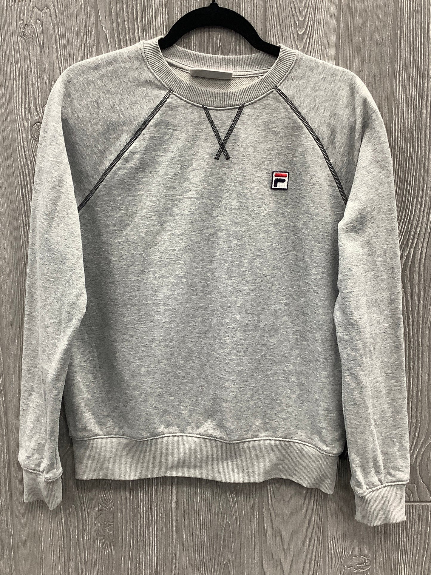 Athletic Sweatshirt Crewneck By Fila In Grey, Size: M