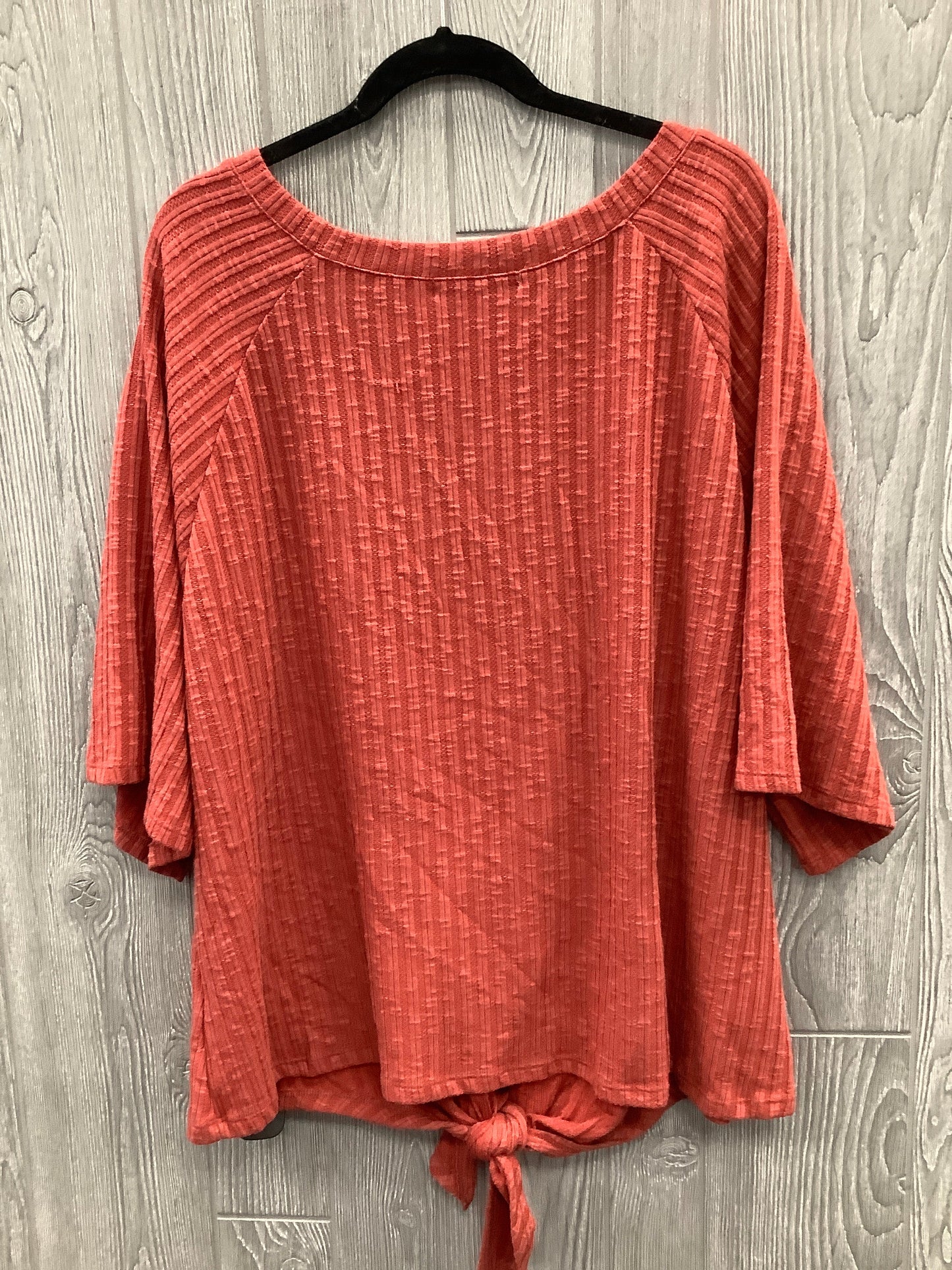 Top Short Sleeve By Absolutely Famous In Orange, Size: 2x