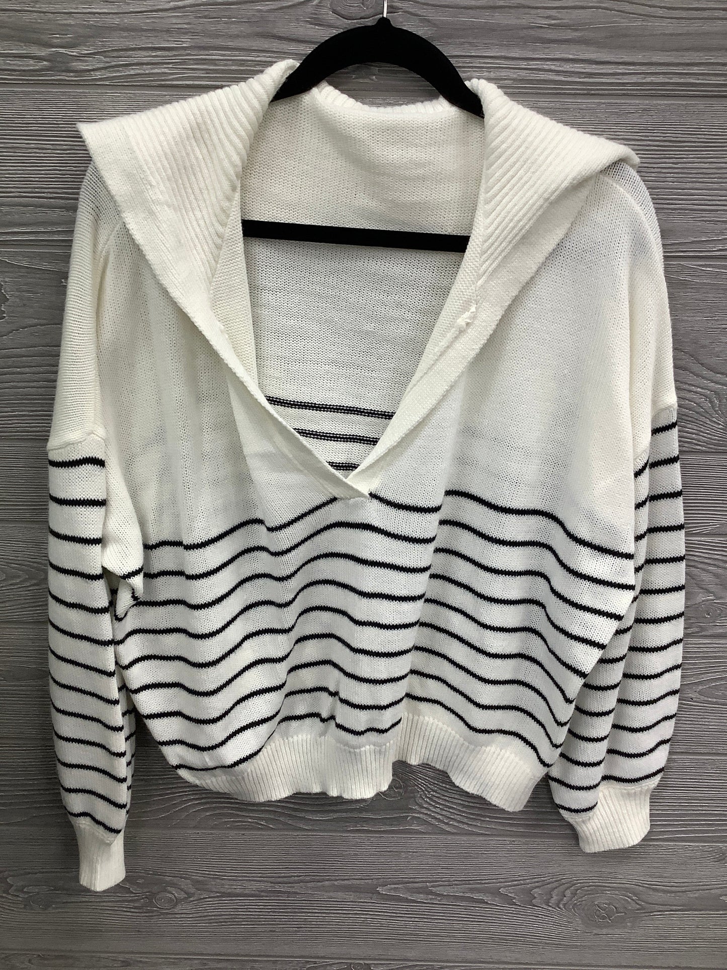 Sweater By Shein In Striped Pattern, Size: L