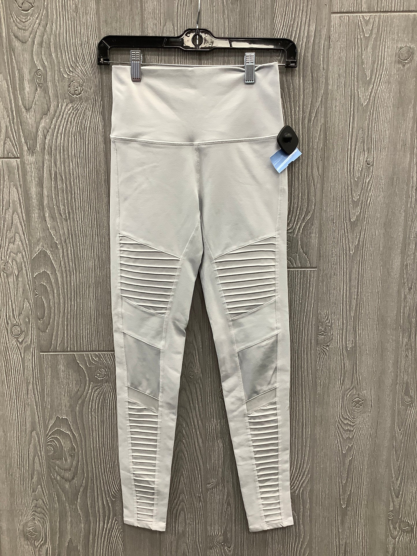 Athletic Leggings By Alo In Grey, Size: S