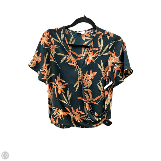 Top Short Sleeve By Sienna Sky In Green, Size: Xs