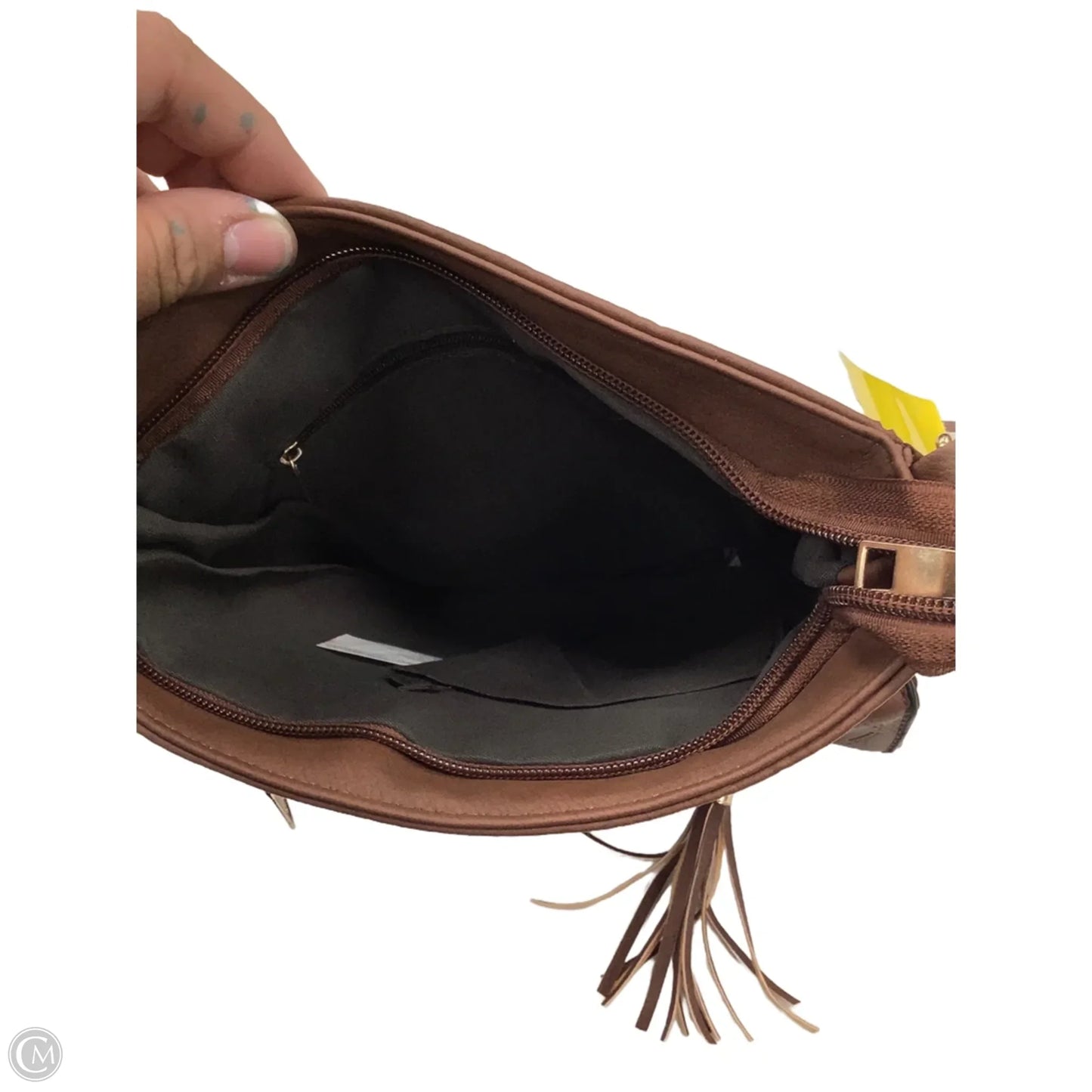 Crossbody By Clothes Mentor, Size: Medium