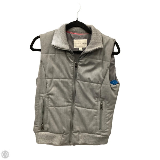 Vest Puffer & Quilted By Banana Republic In Grey, Size: M