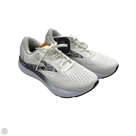 Shoes Athletic By Brooks In White, Size: 7