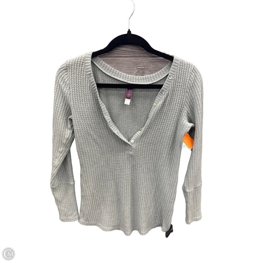 Top Long Sleeve By Clothes Mentor In Blue, Size: Xs