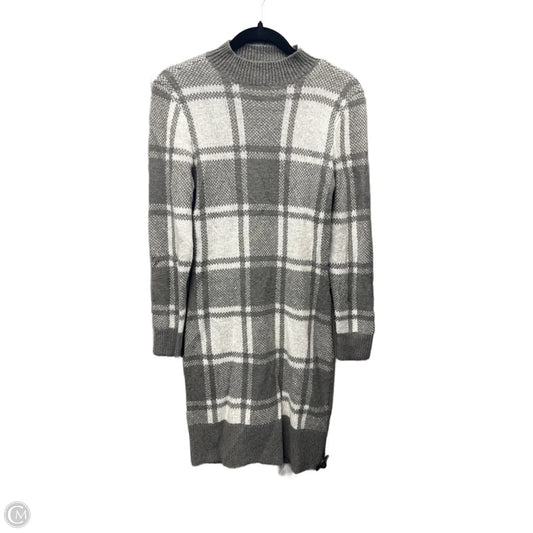 Dress Sweater By Clothes Mentor In Grey & White, Size: S