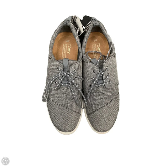 Shoes Flats By Toms In Grey, Size: 9