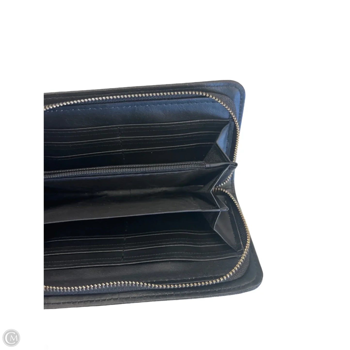 Wallet By Clothes Mentor, Size: Medium