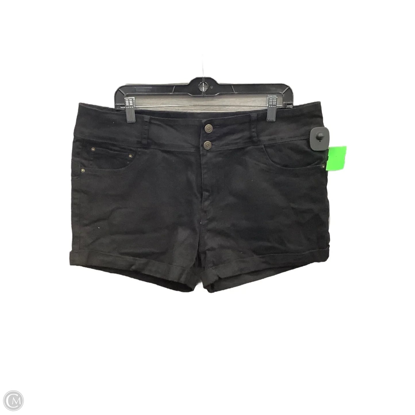 Shorts By Clothes Mentor In Black, Size: 20