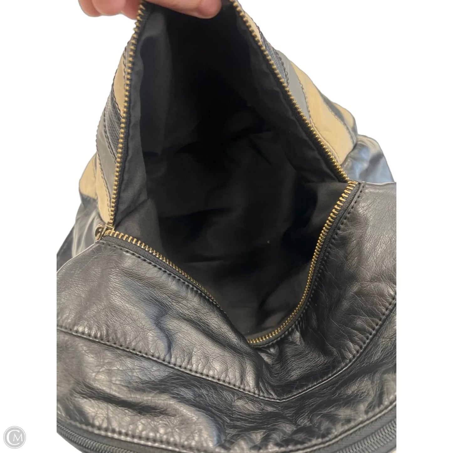 Handbag By Bueno, Size: Medium