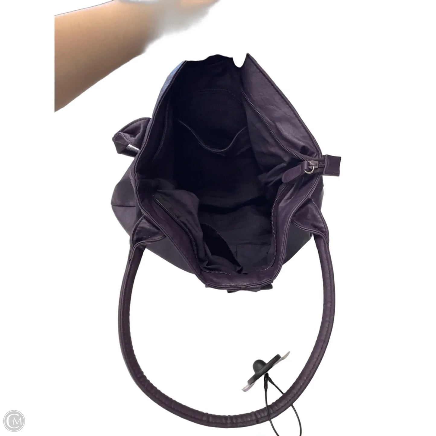 Handbag By Clothes Mentor, Size: Medium