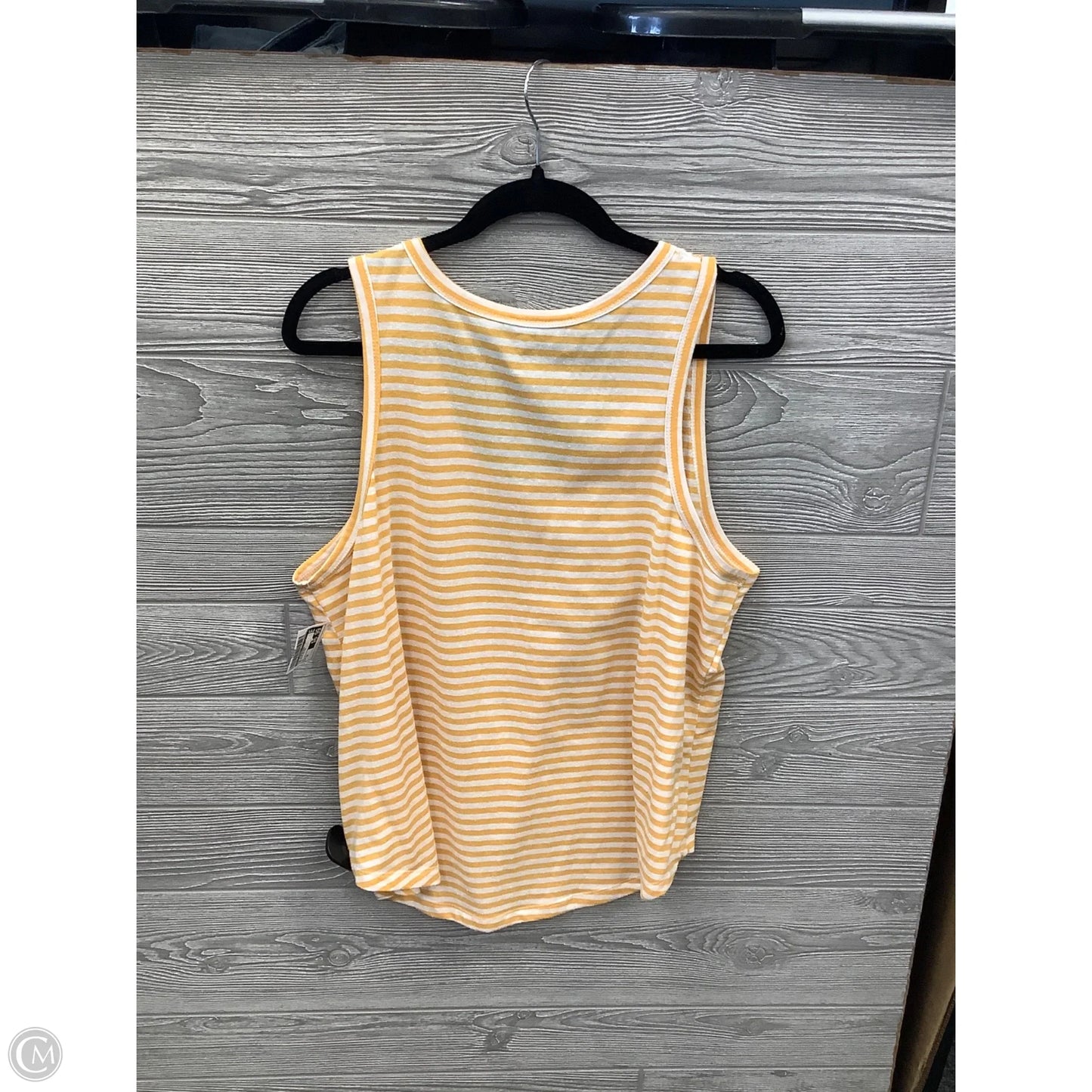 Top Sleeveless By Falls Creek In White & Yellow, Size: 1x