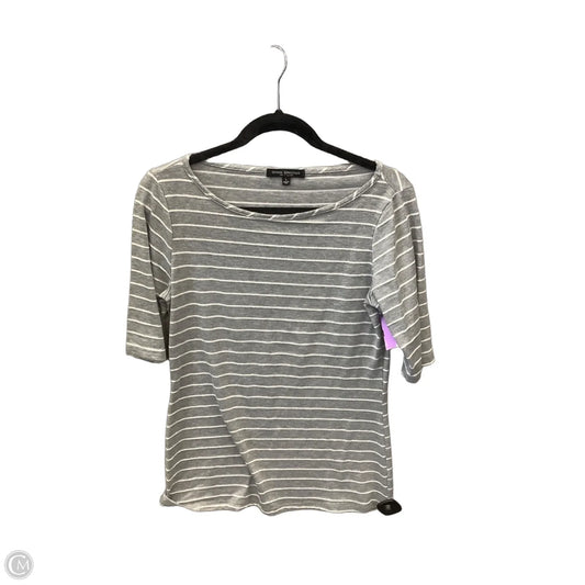 Top Short Sleeve By Green Envelope In Grey & White, Size: L