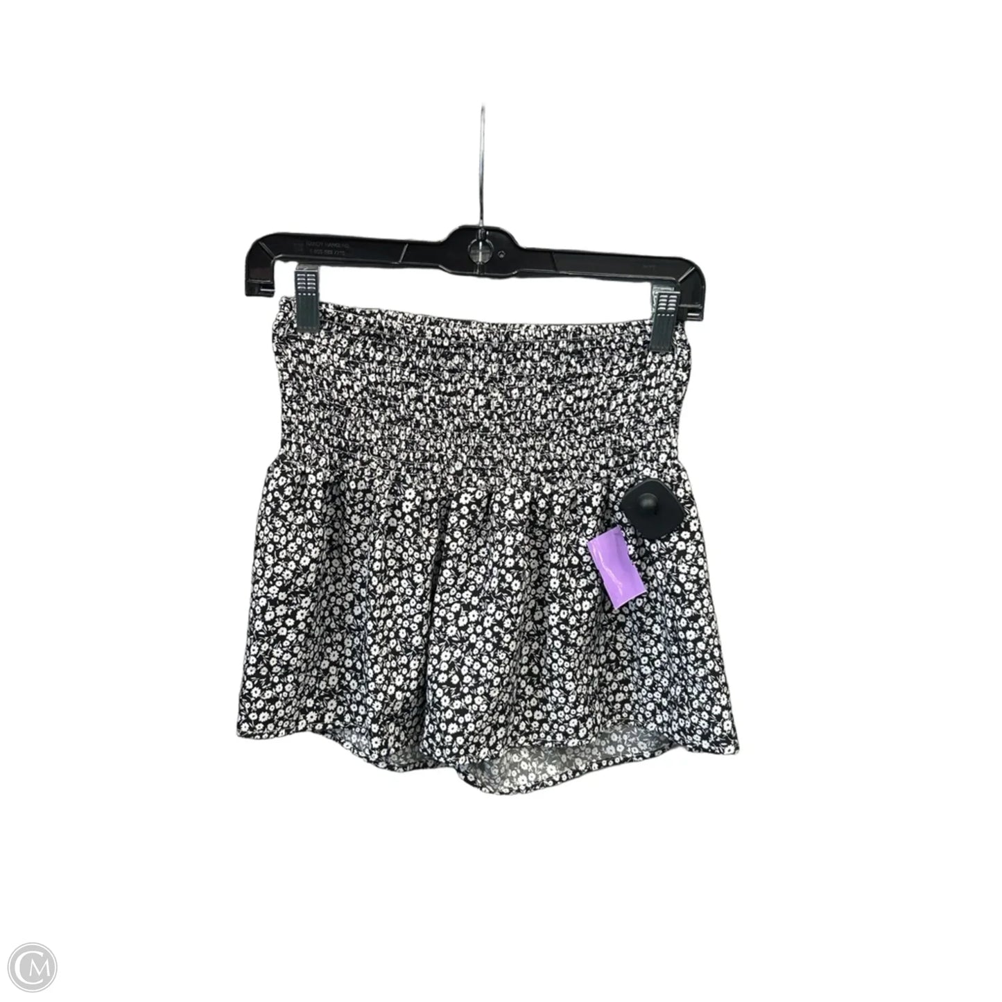 Shorts By Clothes Mentor In Black & White, Size: 4