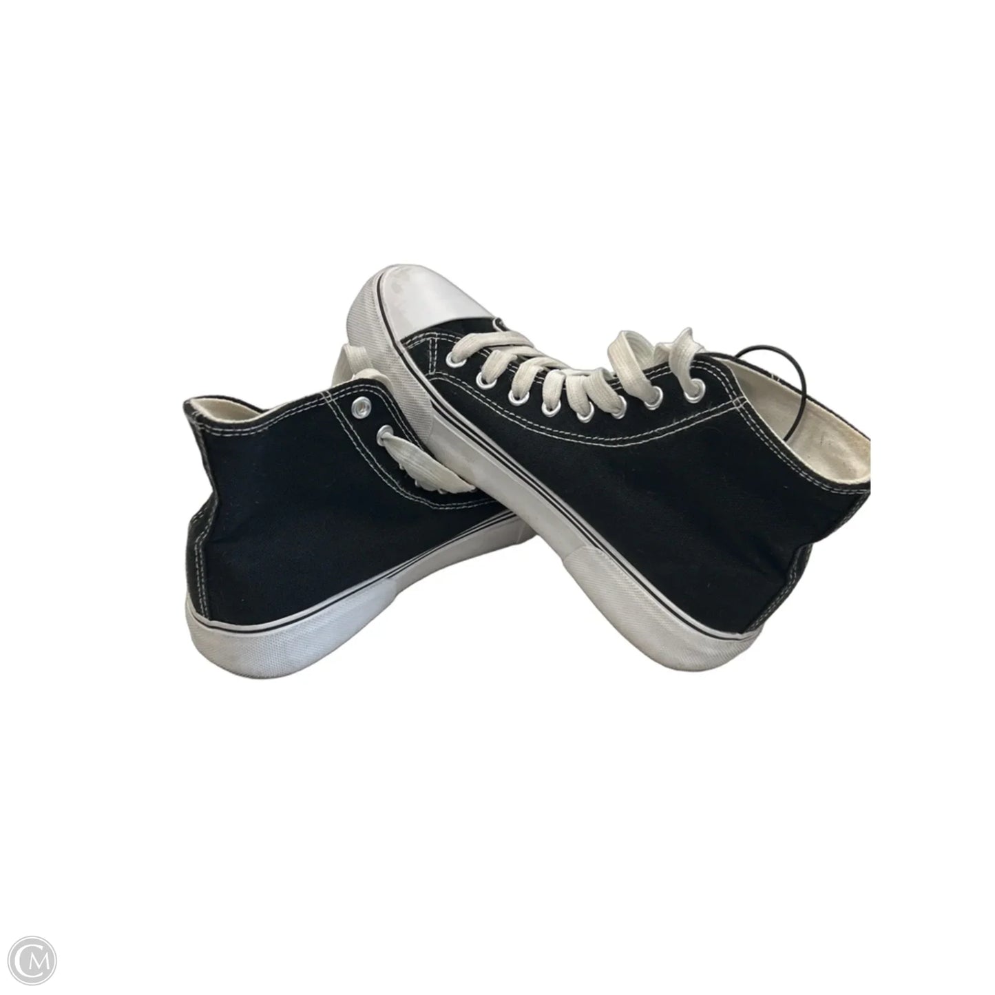 Shoes Sneakers By Clothes Mentor In Black, Size: 7