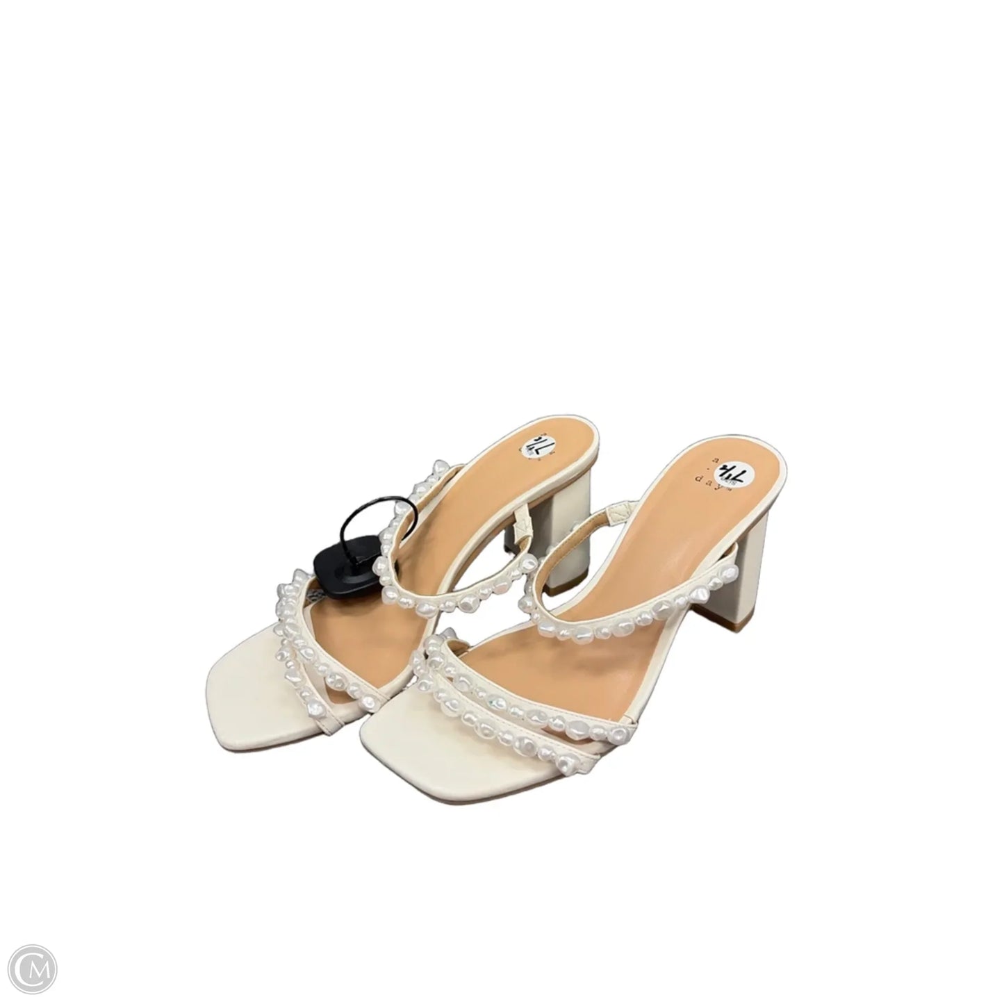 Sandals Heels Block By A New Day In White, Size: 7.5