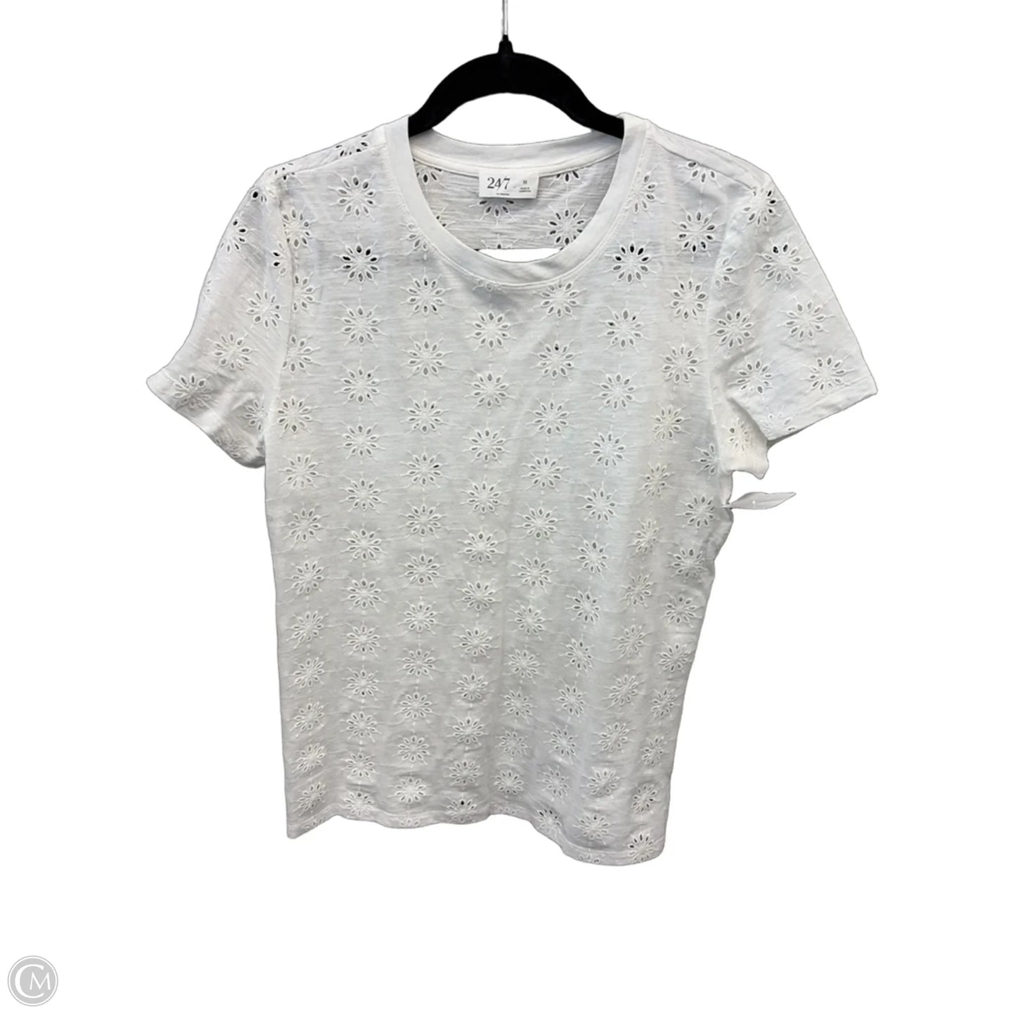 Top Short Sleeve By Maurices In White, Size: M