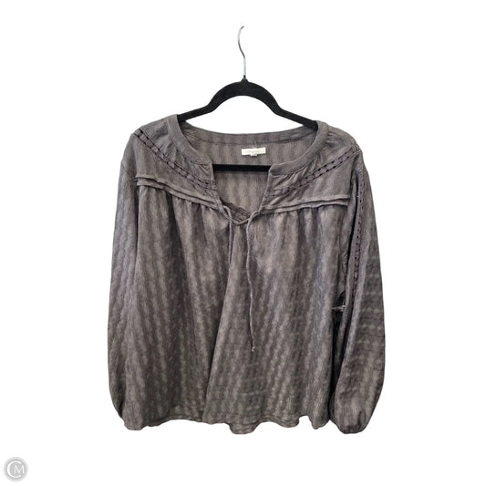 Top Long Sleeve By Maurices In Grey, Size: 2x