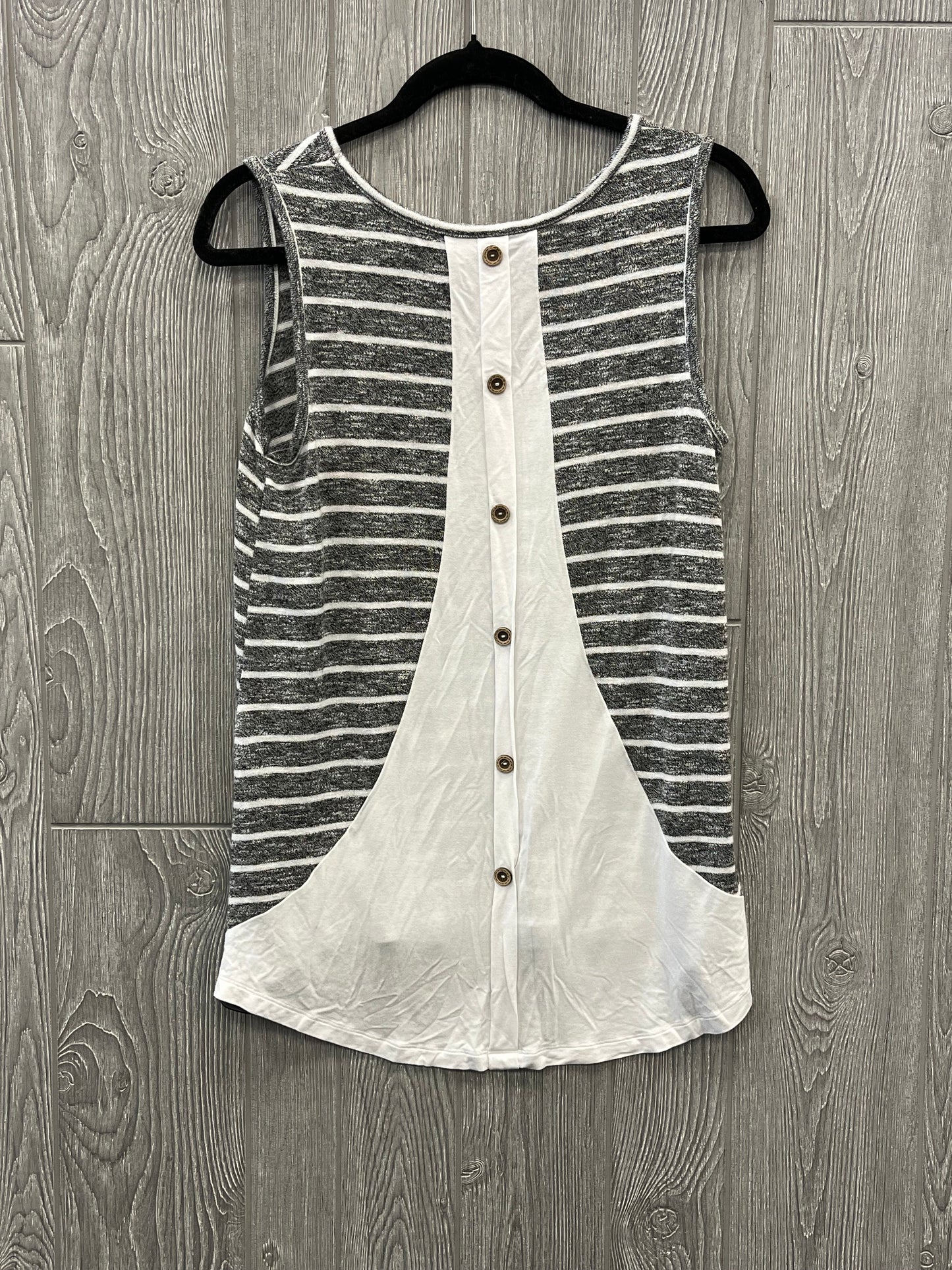 Top Sleeveless By Cato  Size: S