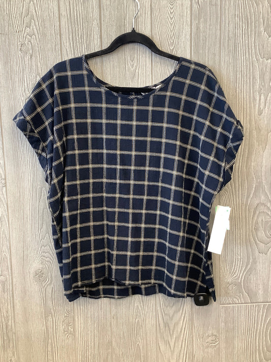Top Short Sleeve By Christopher And Banks  Size: Petite   Xl