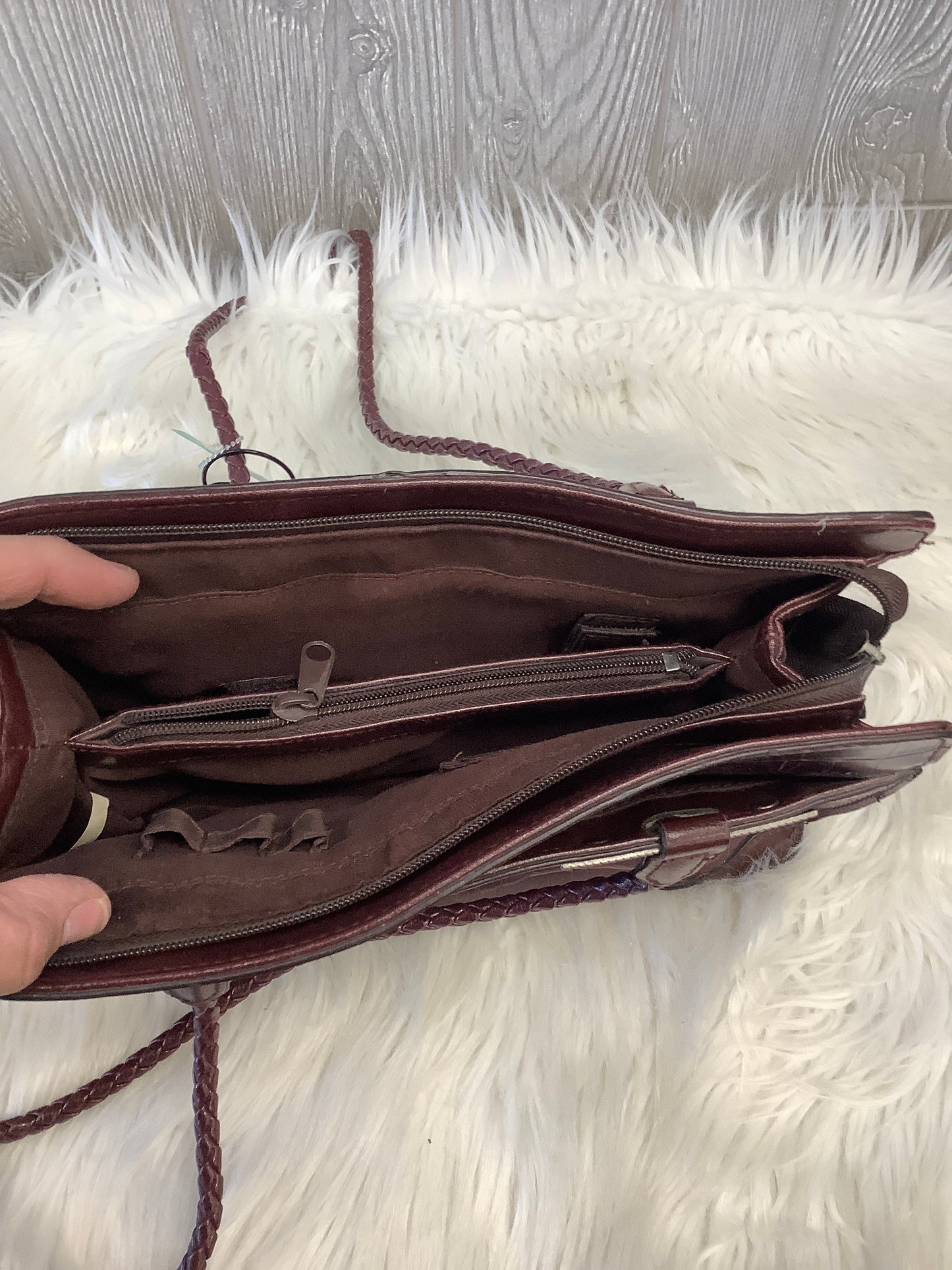 Handbag By Bueno  Size: Small