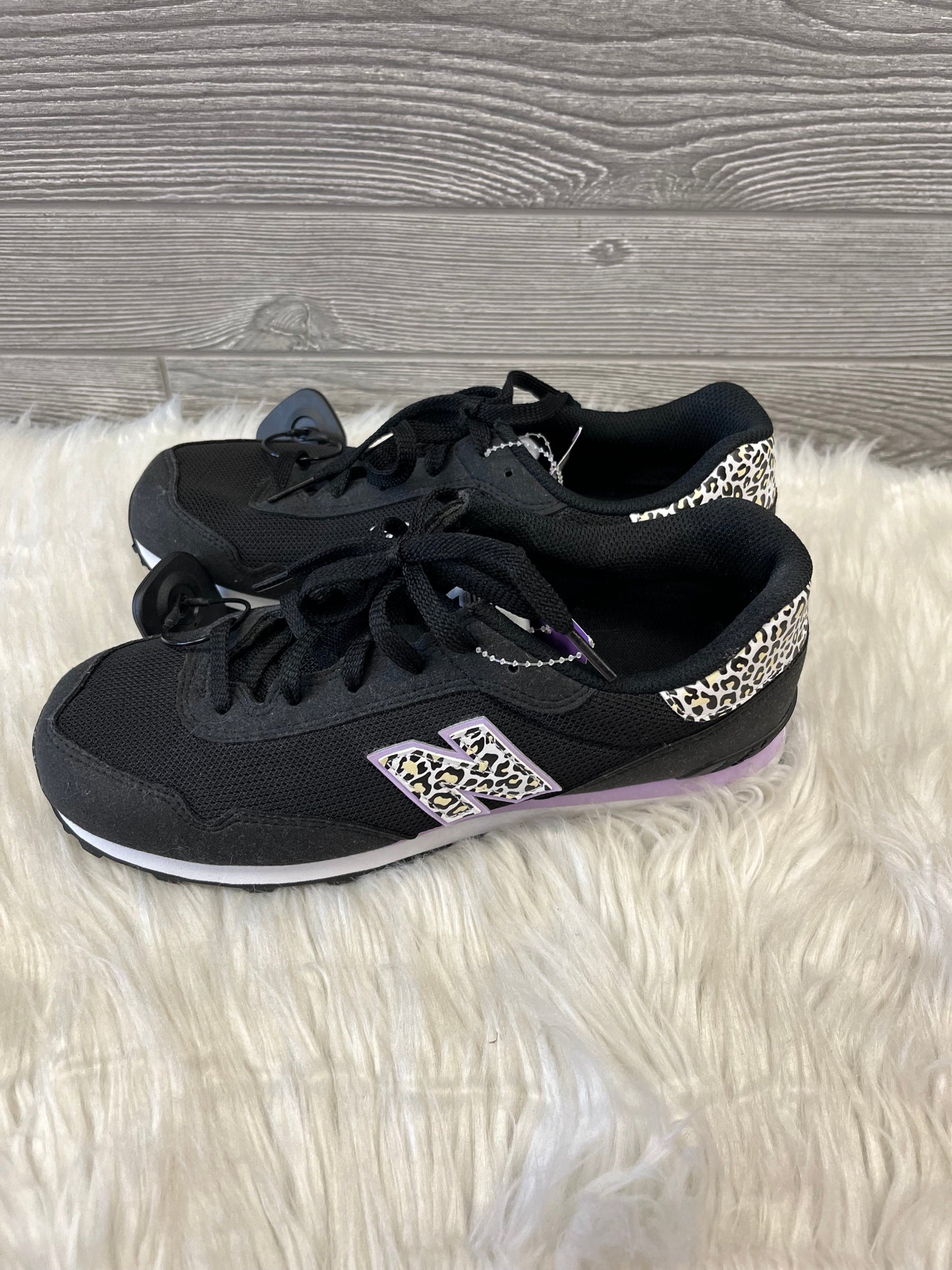 Shoes Athletic By New Balance In Black & Purple, Size: 7