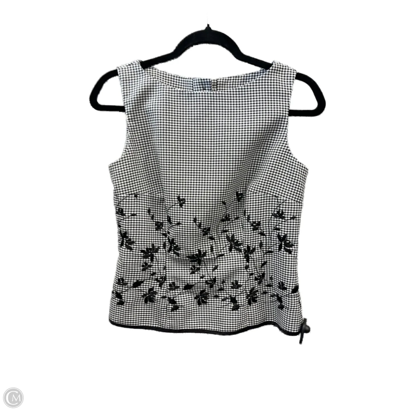 Top Sleeveless By Dressbarn In Checkered Pattern, Size: M