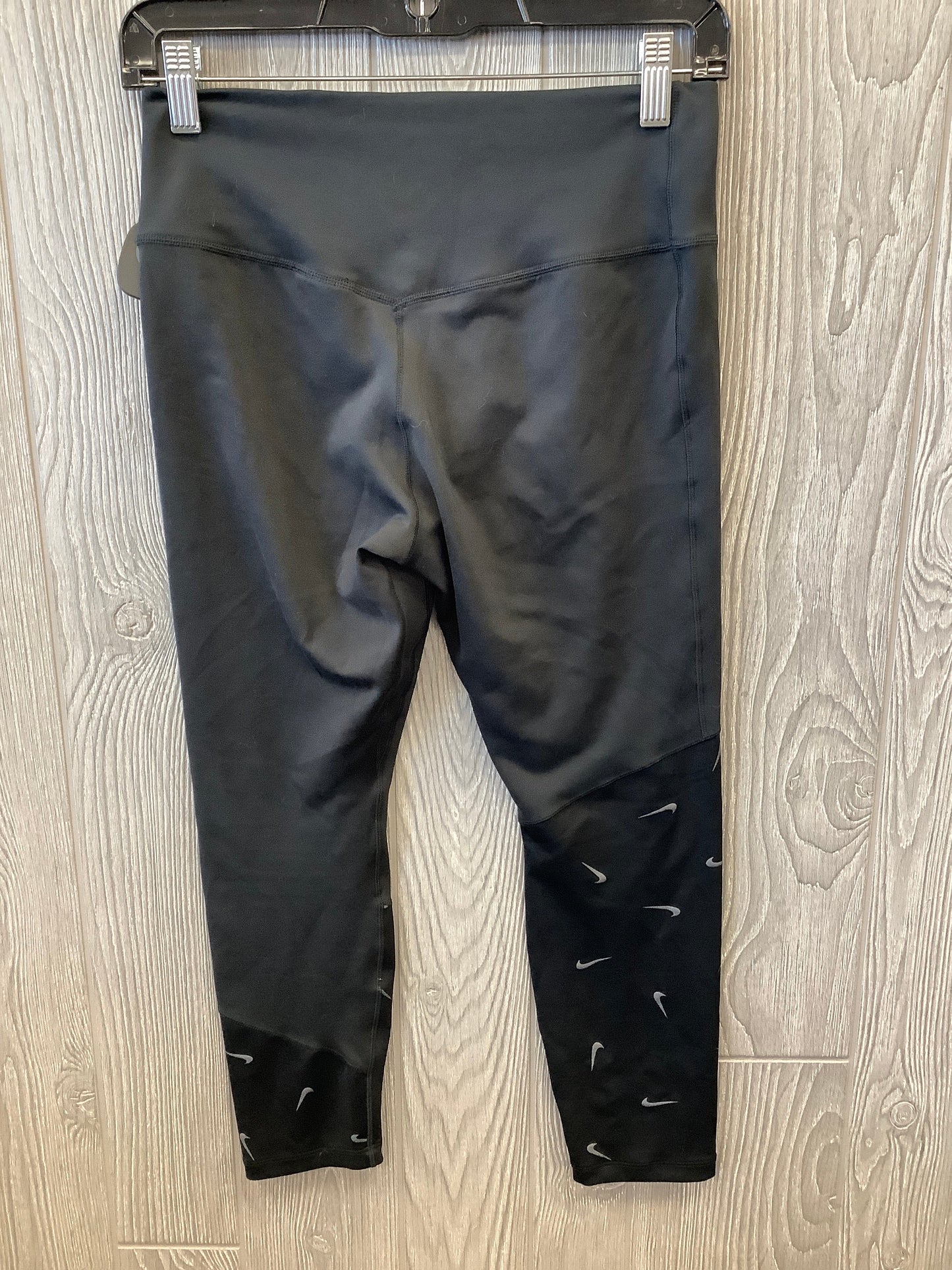 Athletic Leggings Capris By Nike Apparel In Black, Size: M