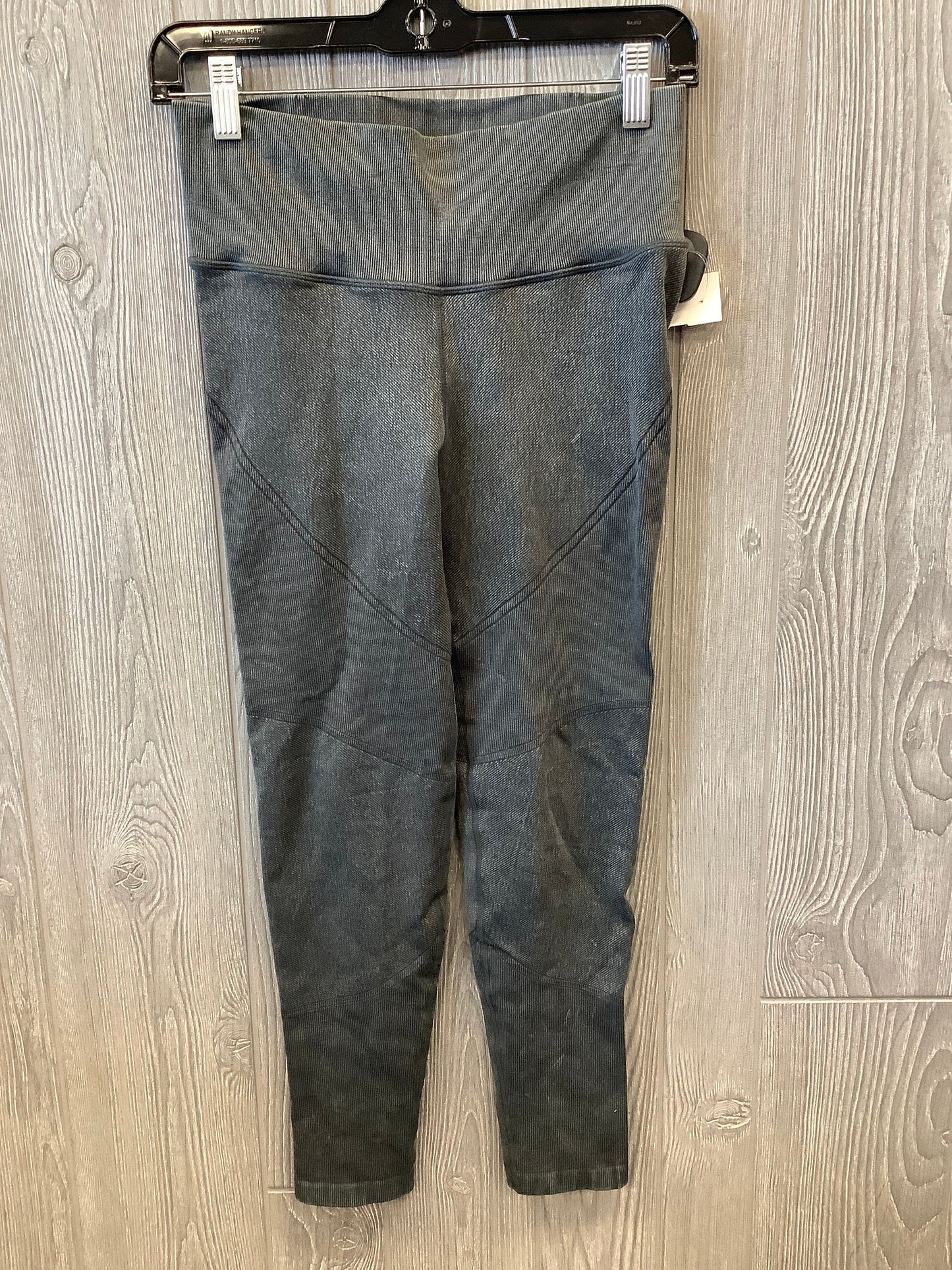 Athletic Leggings By Aerie In Grey, Size: M