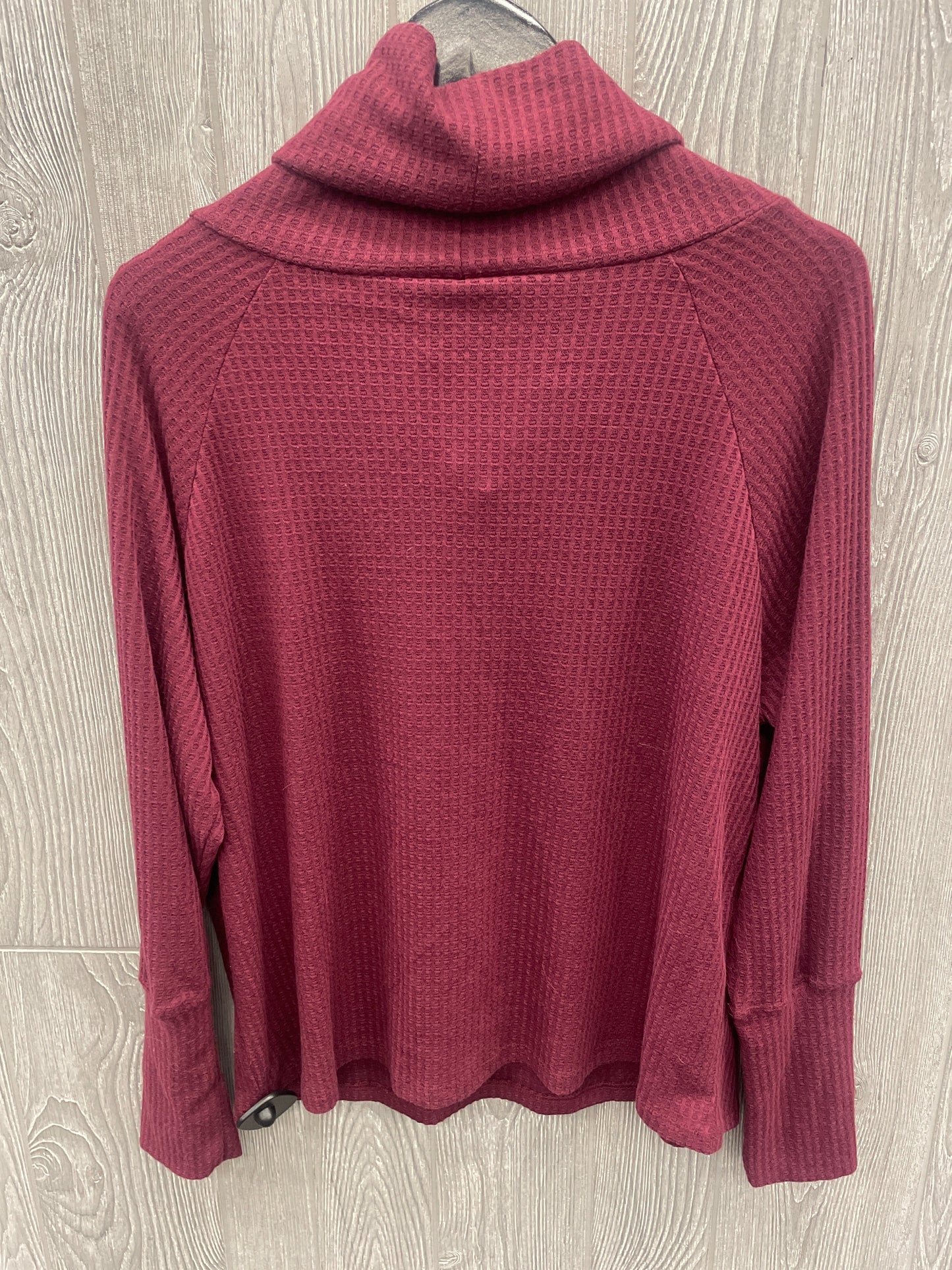 Top Long Sleeve By Bobeau In Red, Size: M