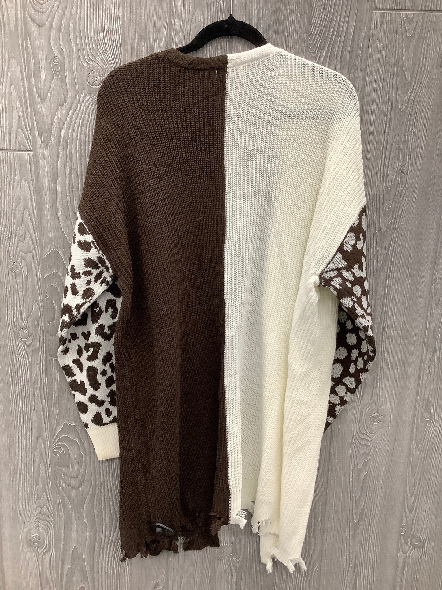 Sweater Cardigan By Cato In Brown & White, Size: Xxl