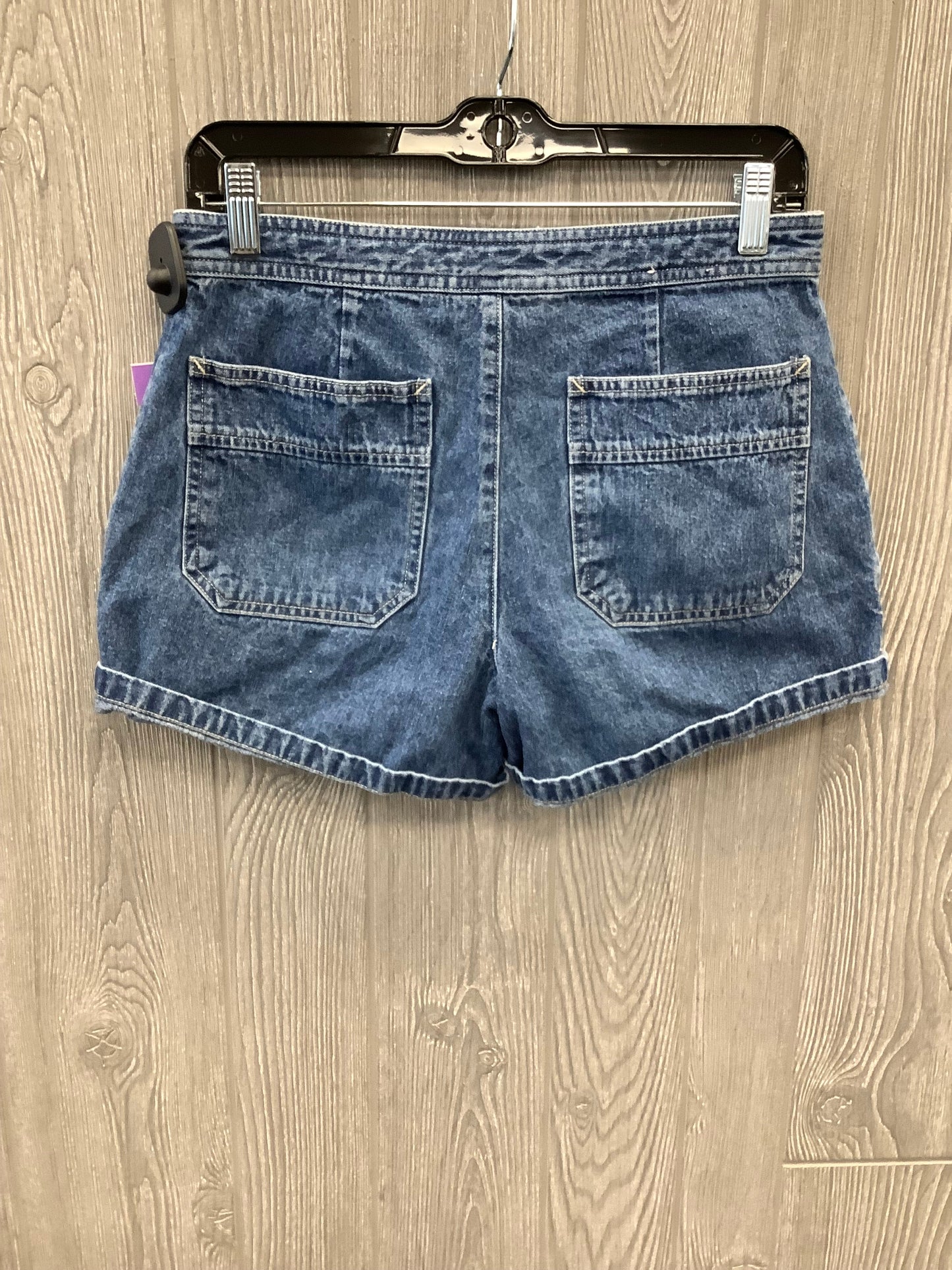 Shorts By Bass  Size: 4