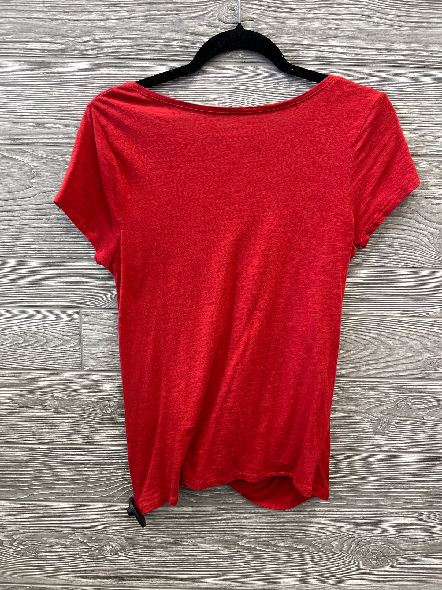 Top Short Sleeve By Maurices In Red, Size: S