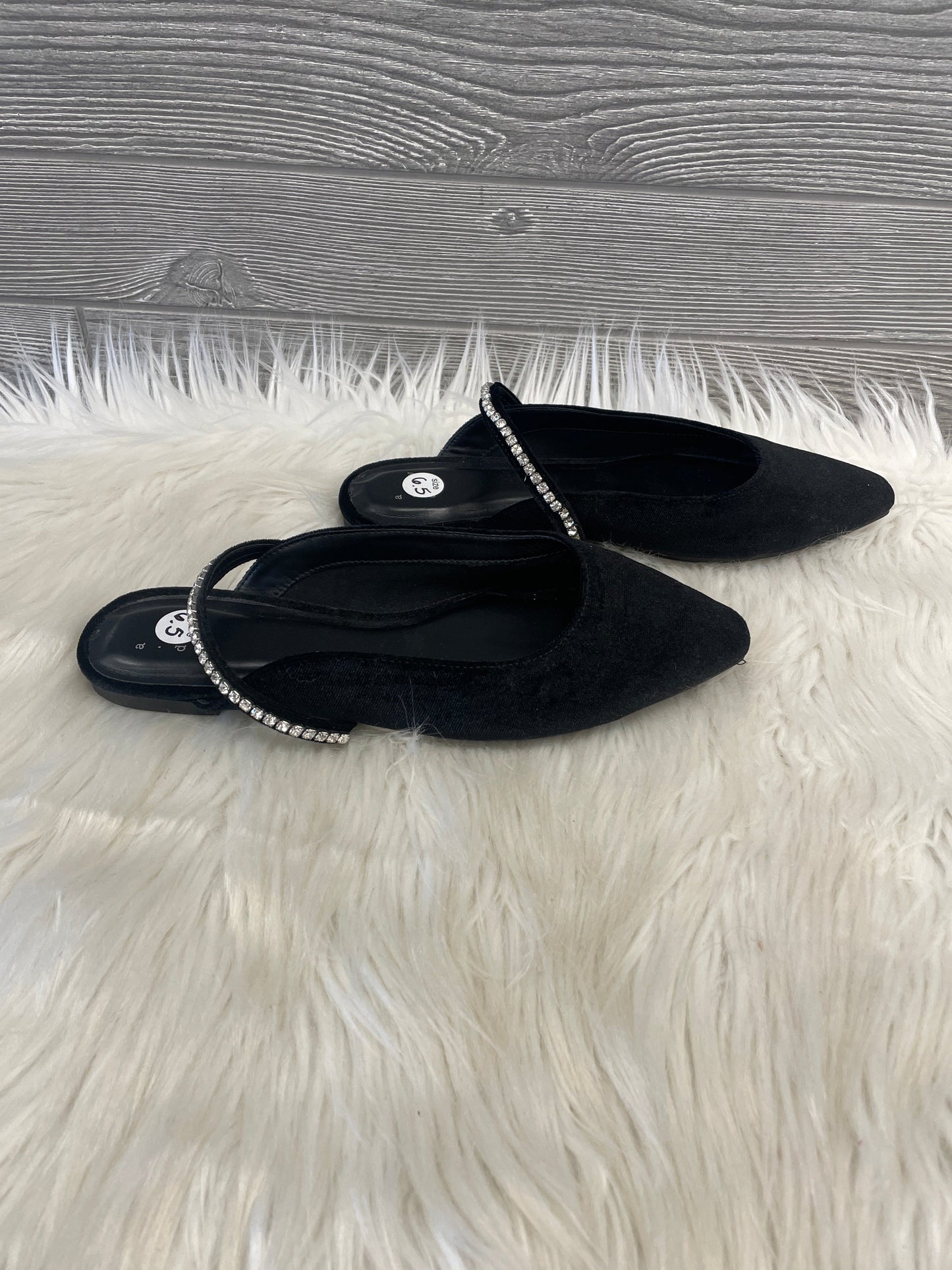 Sandals Flats By A New Day In Black, Size: 6.5