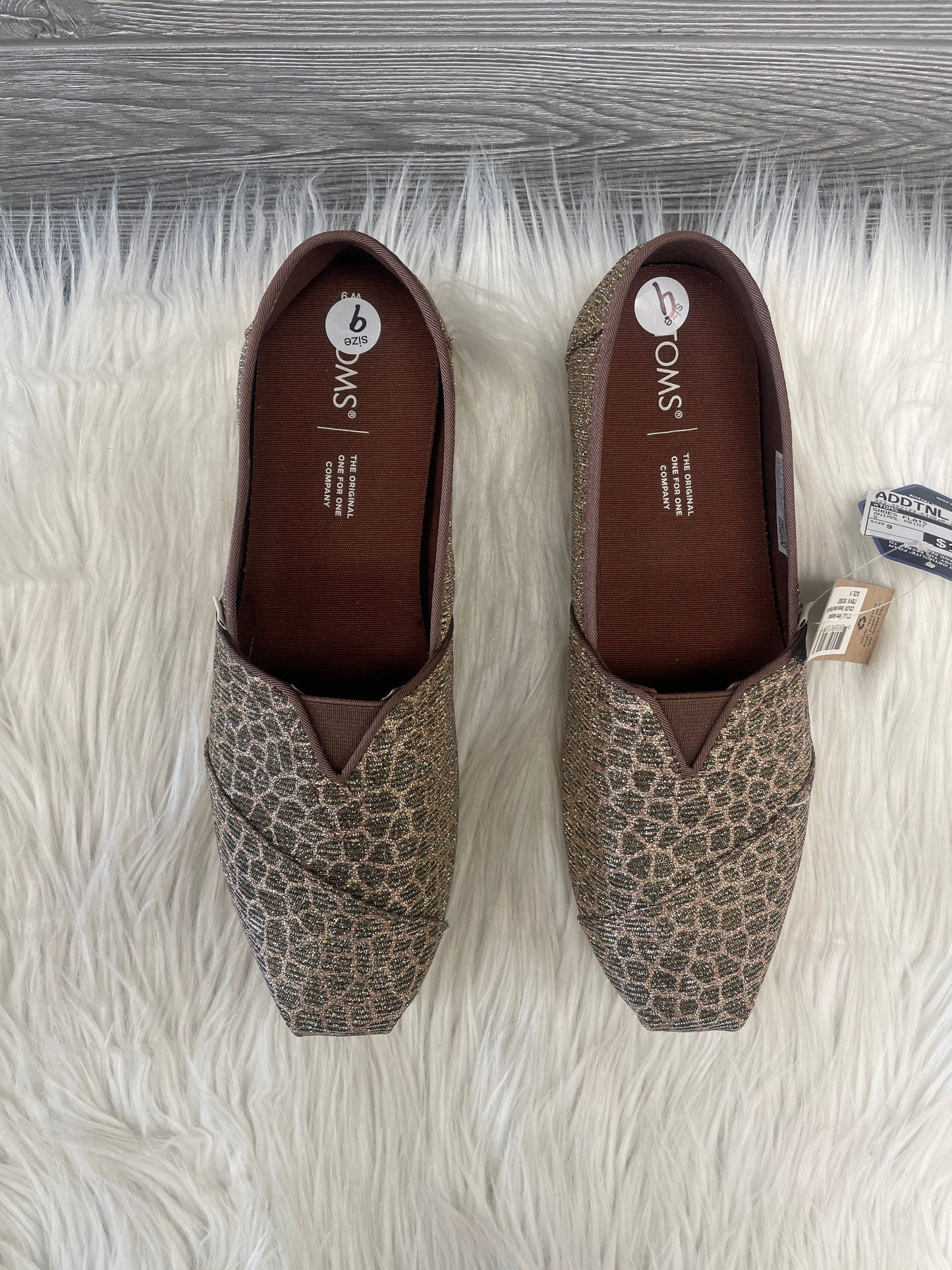 Shoes Flats By Toms In Animal Print, Size: 9