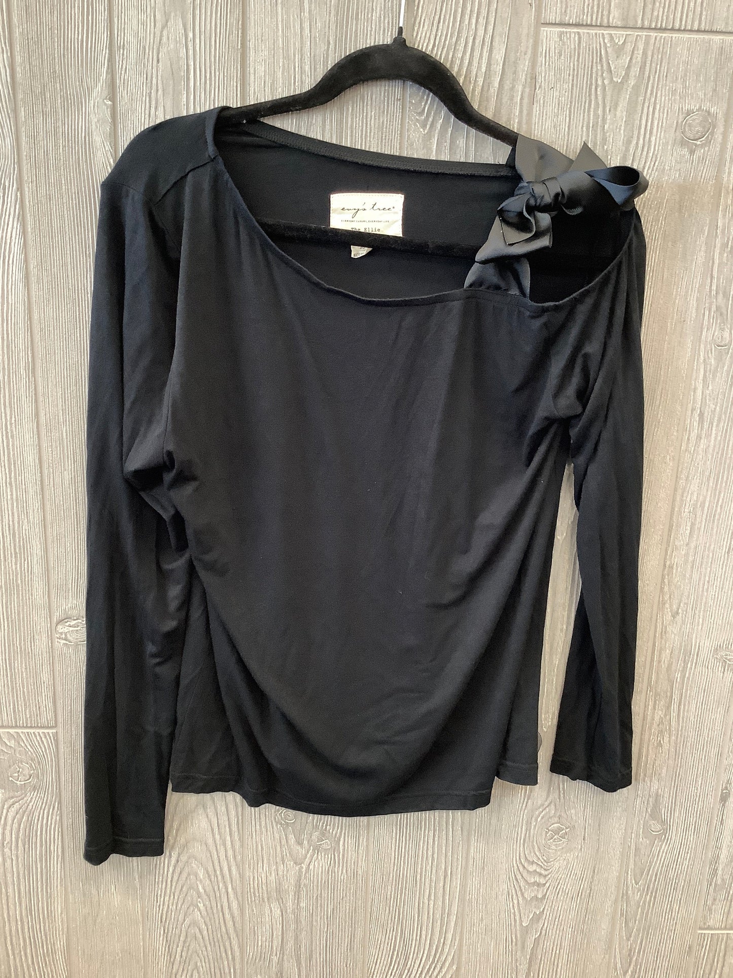 Black Top Long Sleeve Clothes Mentor, Size M