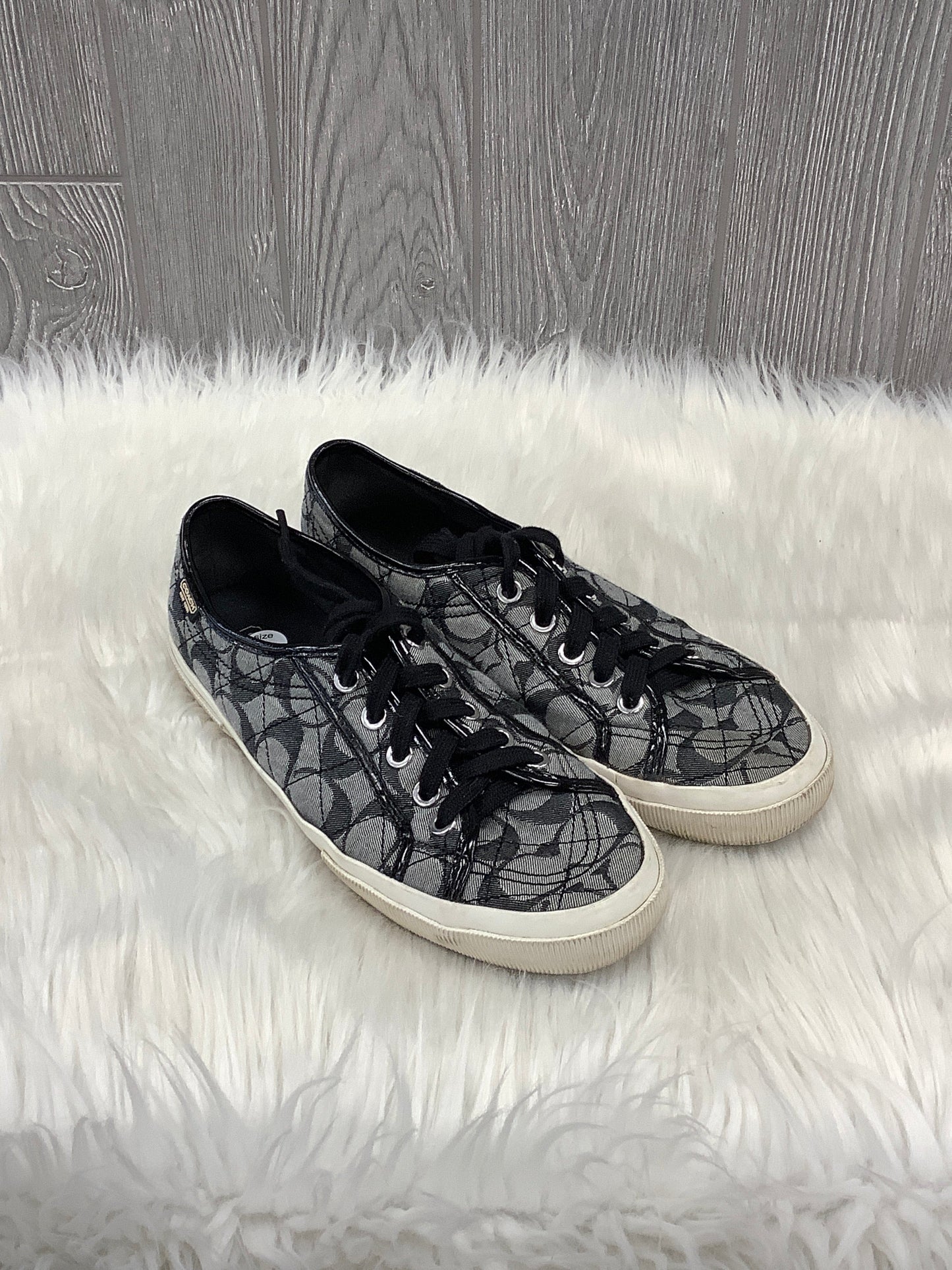 Shoes Designer By Coach  Size: 7.5