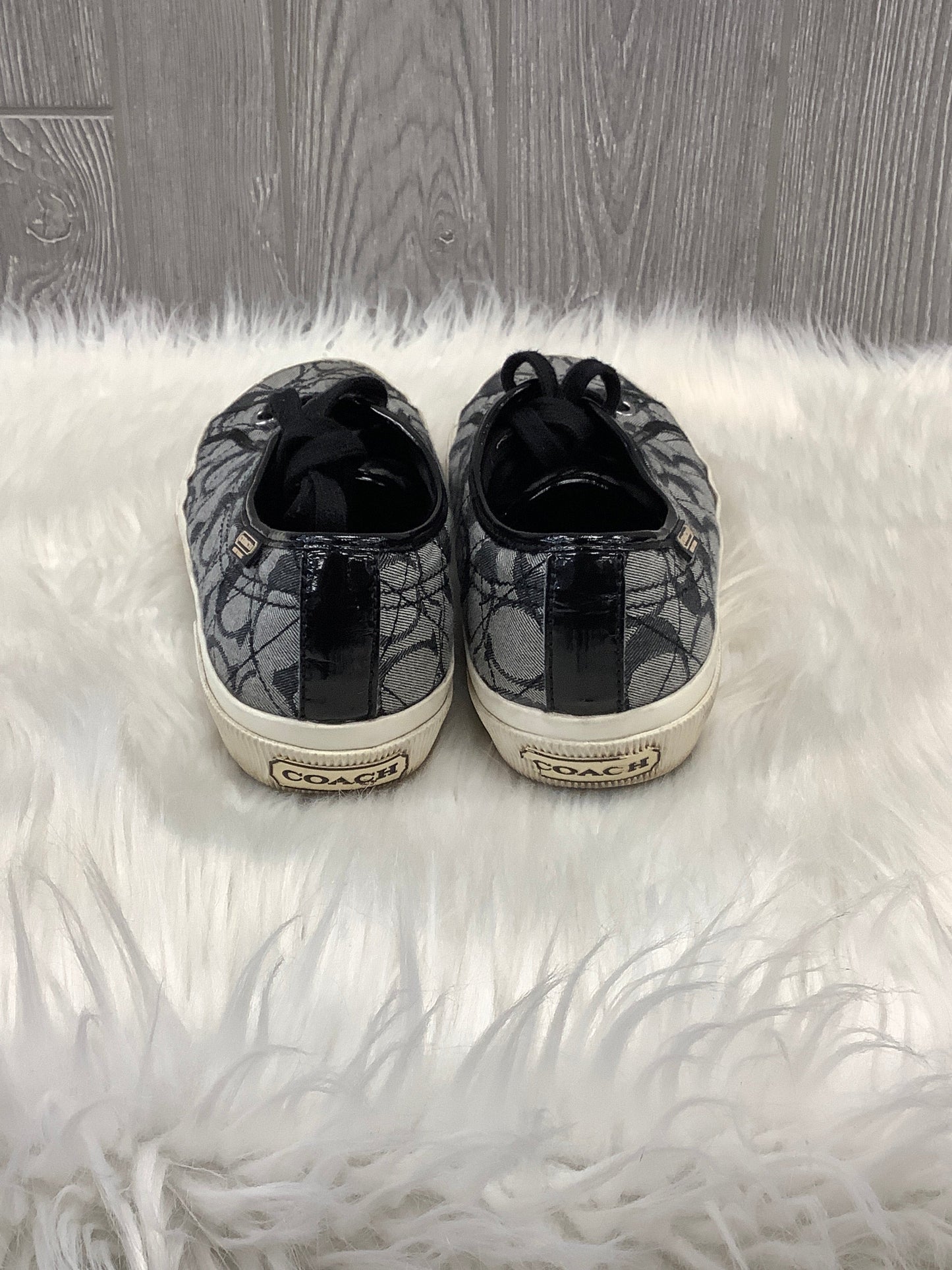 Shoes Designer By Coach  Size: 7.5