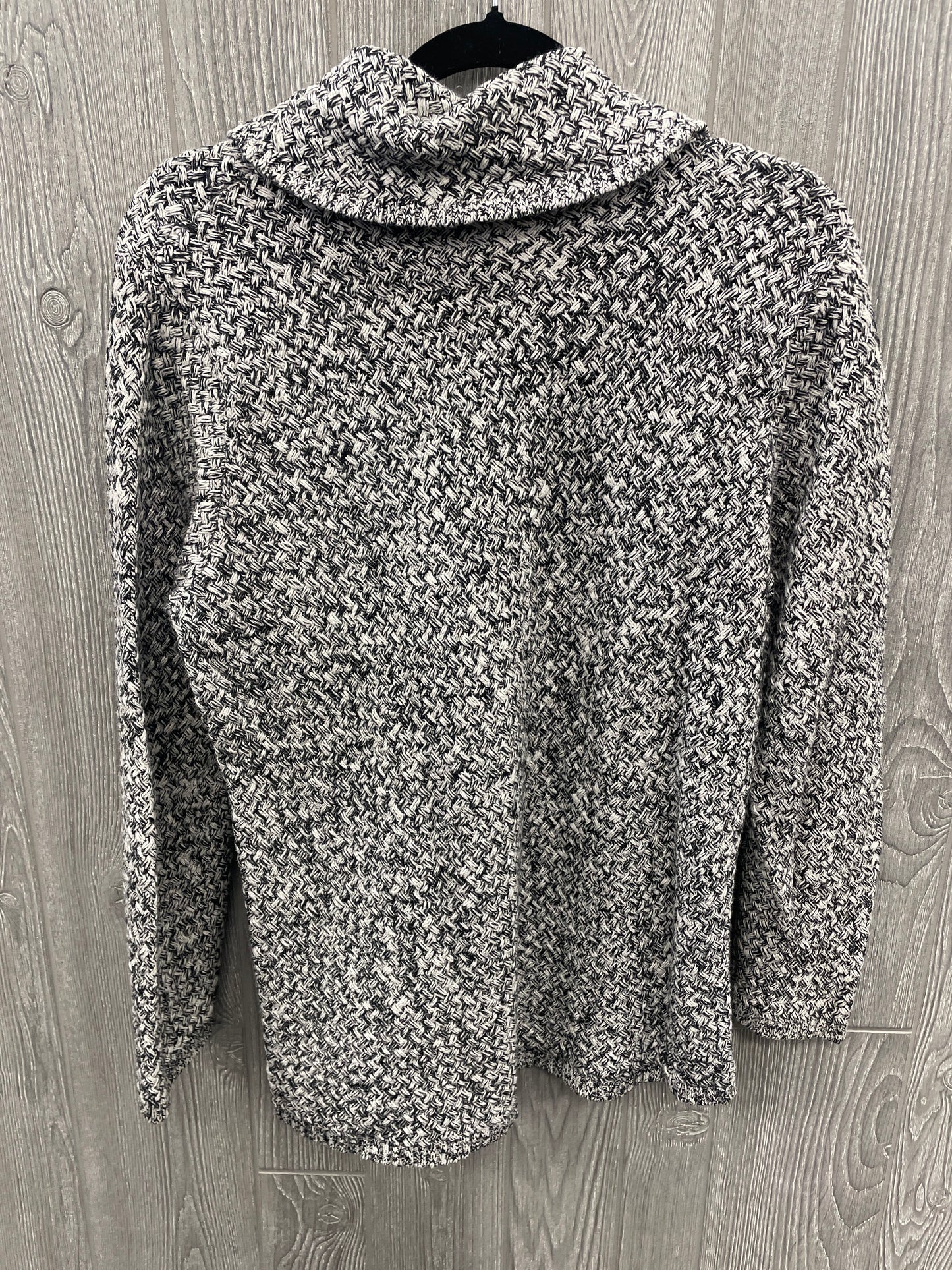 Sweater By Dana Buchman In Black & White, Size: Xl