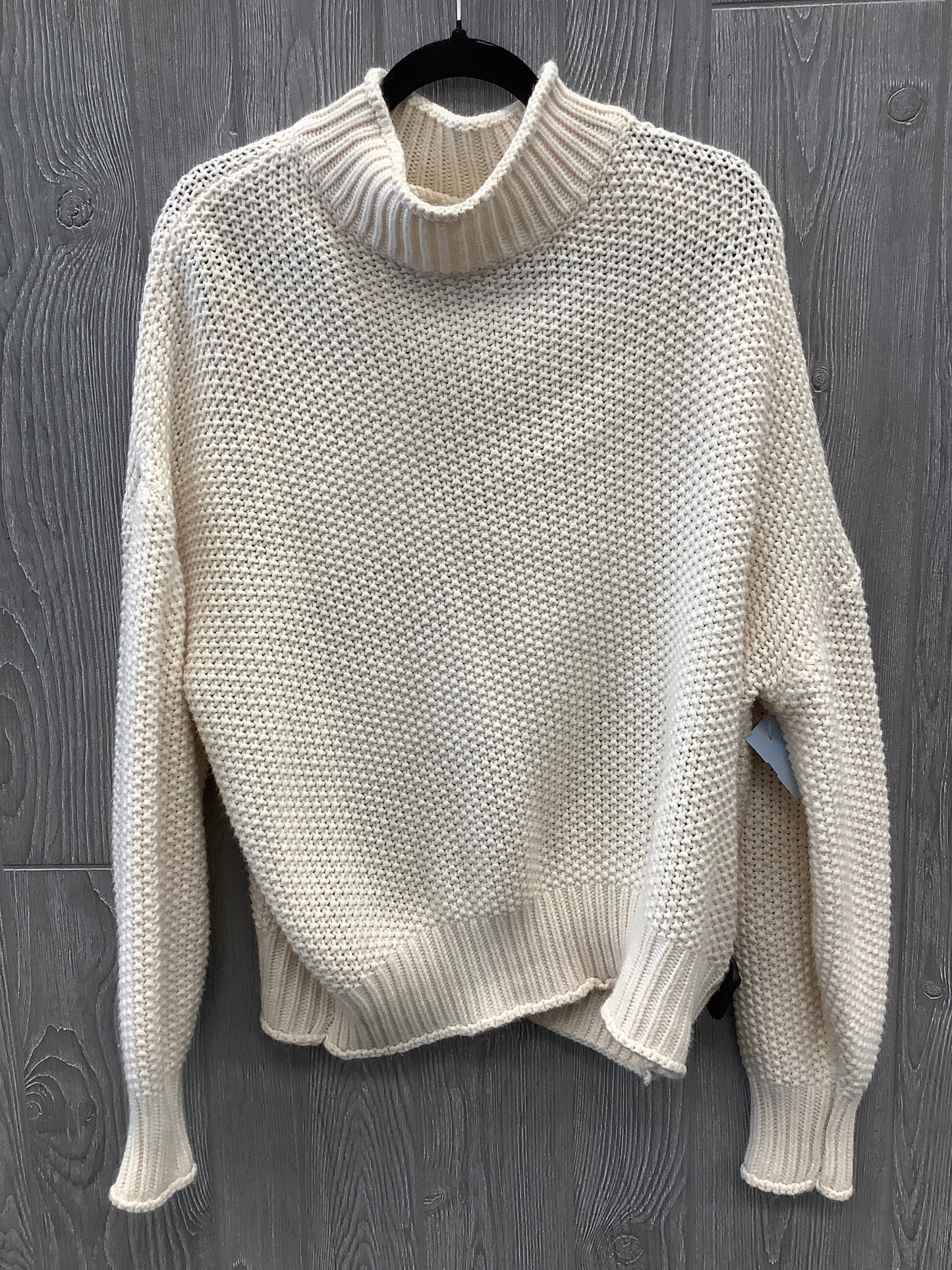 Sweater By Clothes Mentor In Cream, Size: Xl