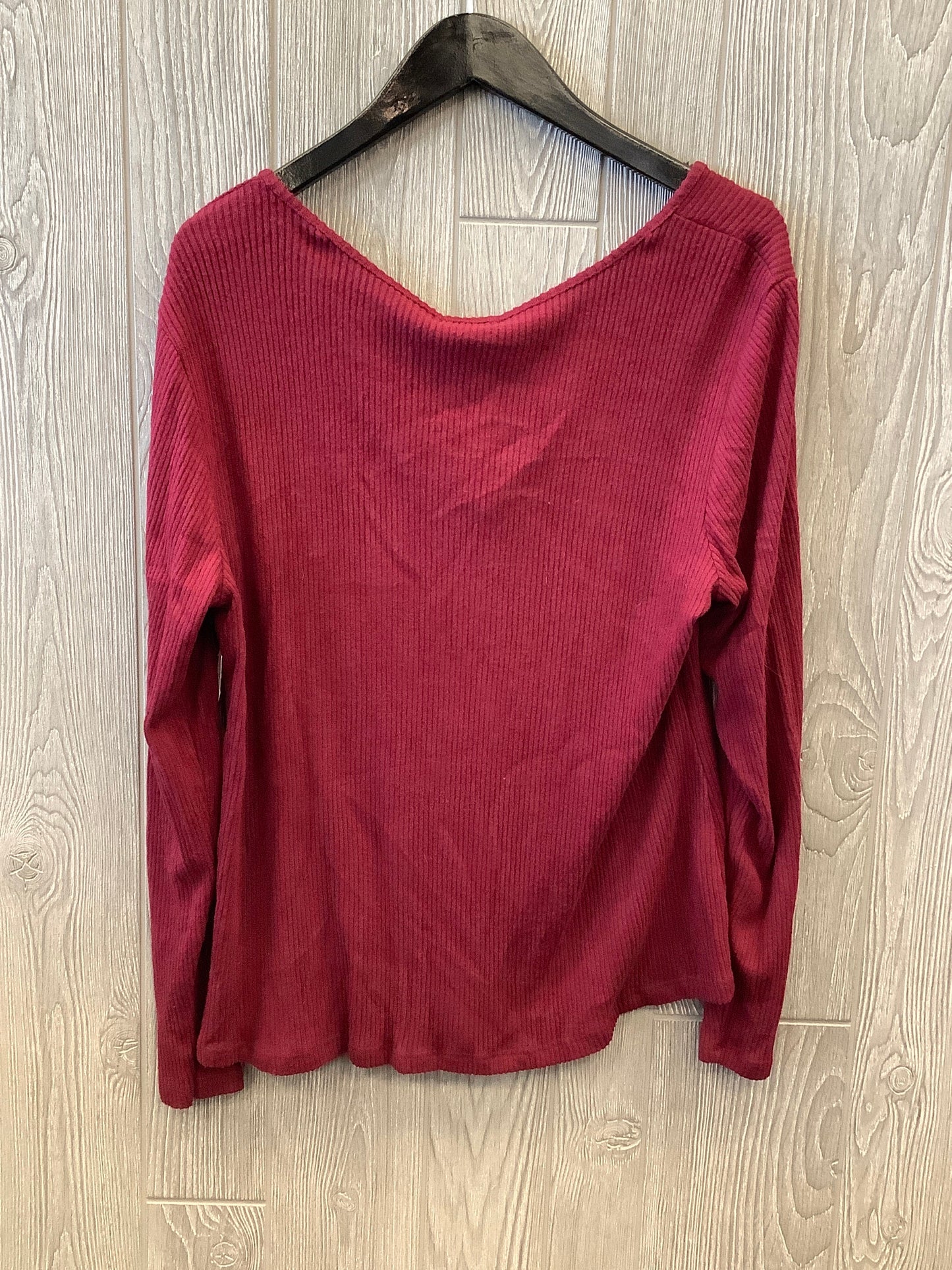 Top Long Sleeve By Maurices In Red, Size: Xl