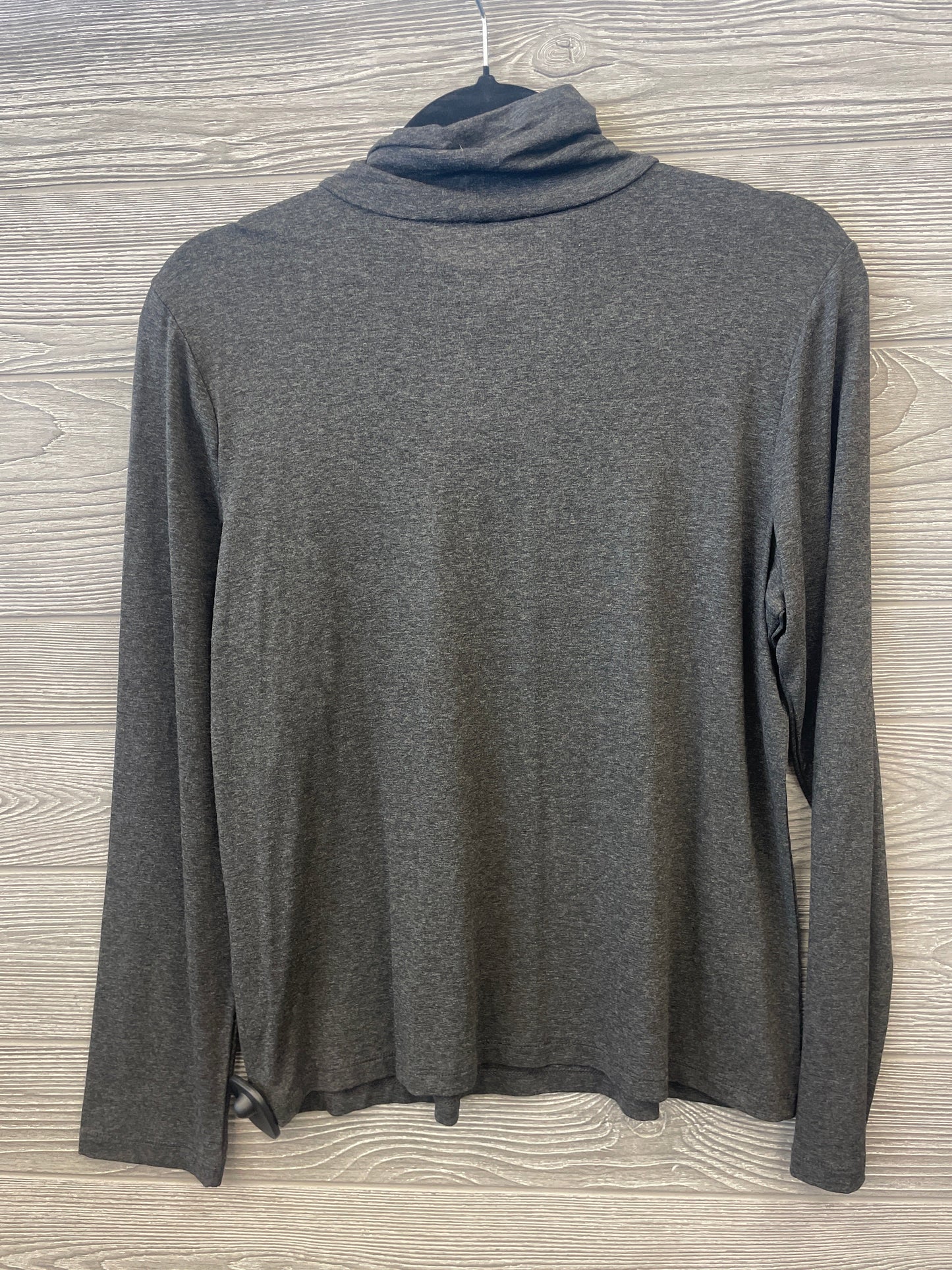 Top Long Sleeve By Chicos In Grey, Size: M