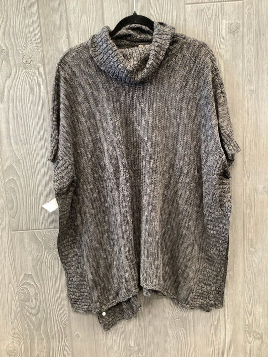 Poncho By By Design In Grey, Size: S