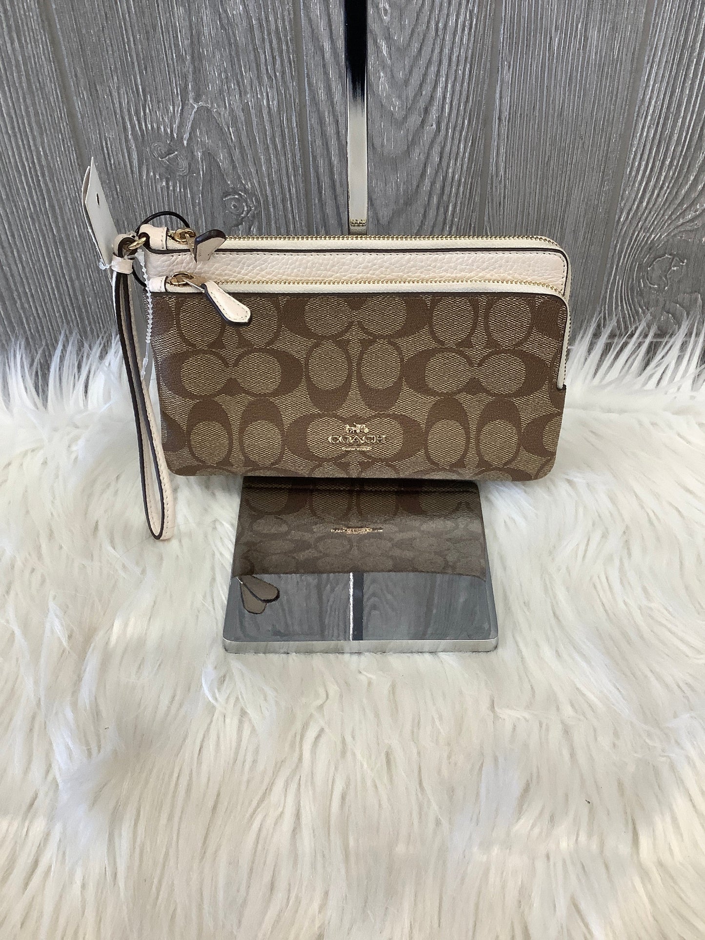 Wristlet Designer By Coach, Size: Medium