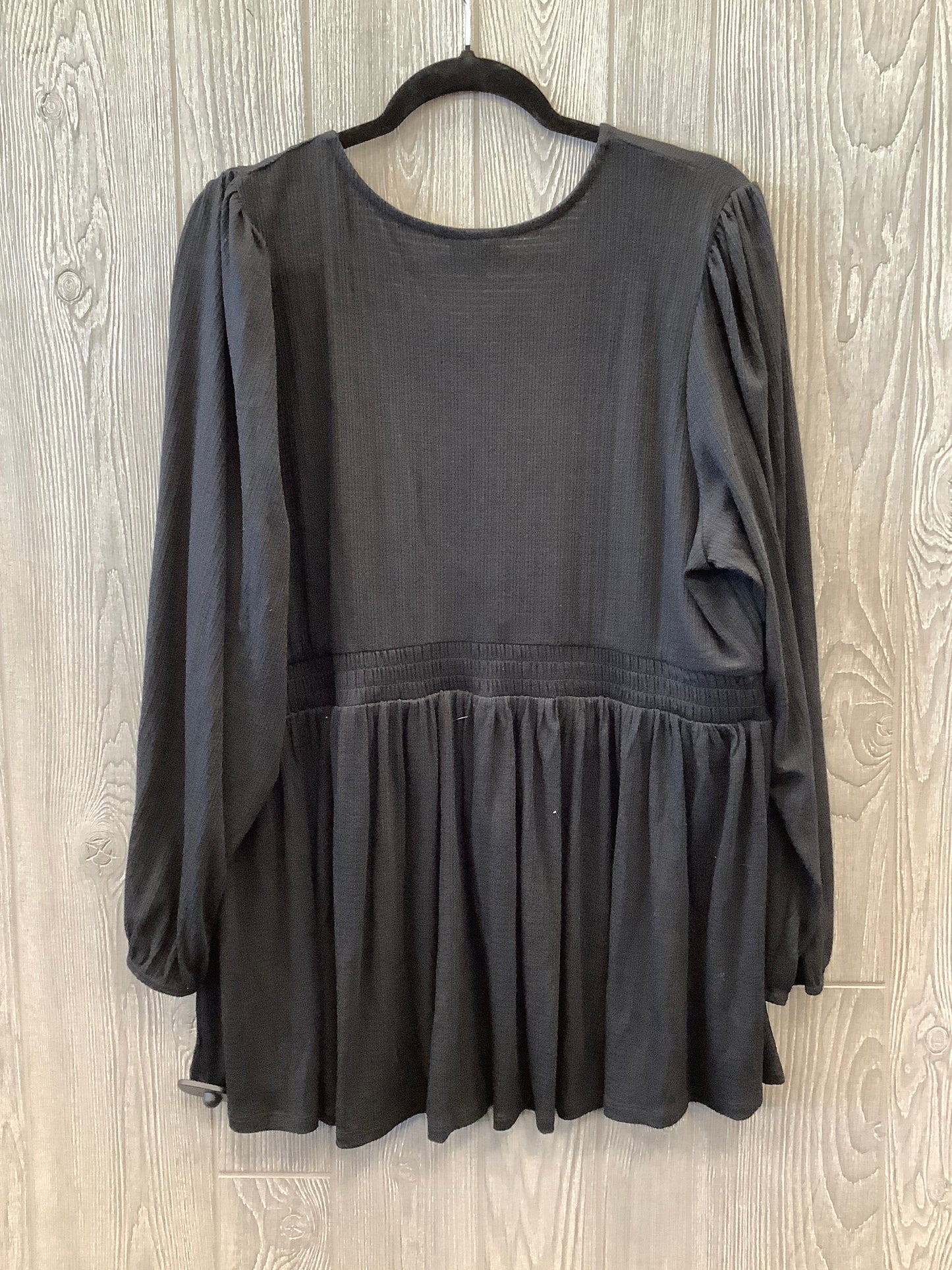 Top Long Sleeve By Torrid In Black, Size: 3x